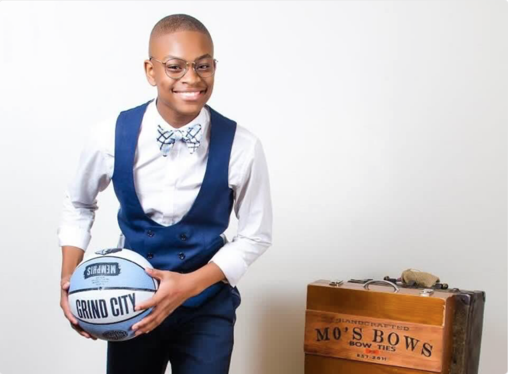 Moziah Bridges was only 9 years old when he started making custom bow ties. Bridges wanted to start making bow ties with more styles and designs sue to the lack of styles that were available in stores. With the help of his mother and grandmother’s sewing skills and some vintage fabrics from his grandmother, Moziah started making and selling custom bow ties. Bridges’s bow ties are now sold in stores across the United States. He has sold more than $200,000 of handmade bow ties at the age of 12. Bridges has even been featured on ESPN and sold bow ties to many professional athletes.