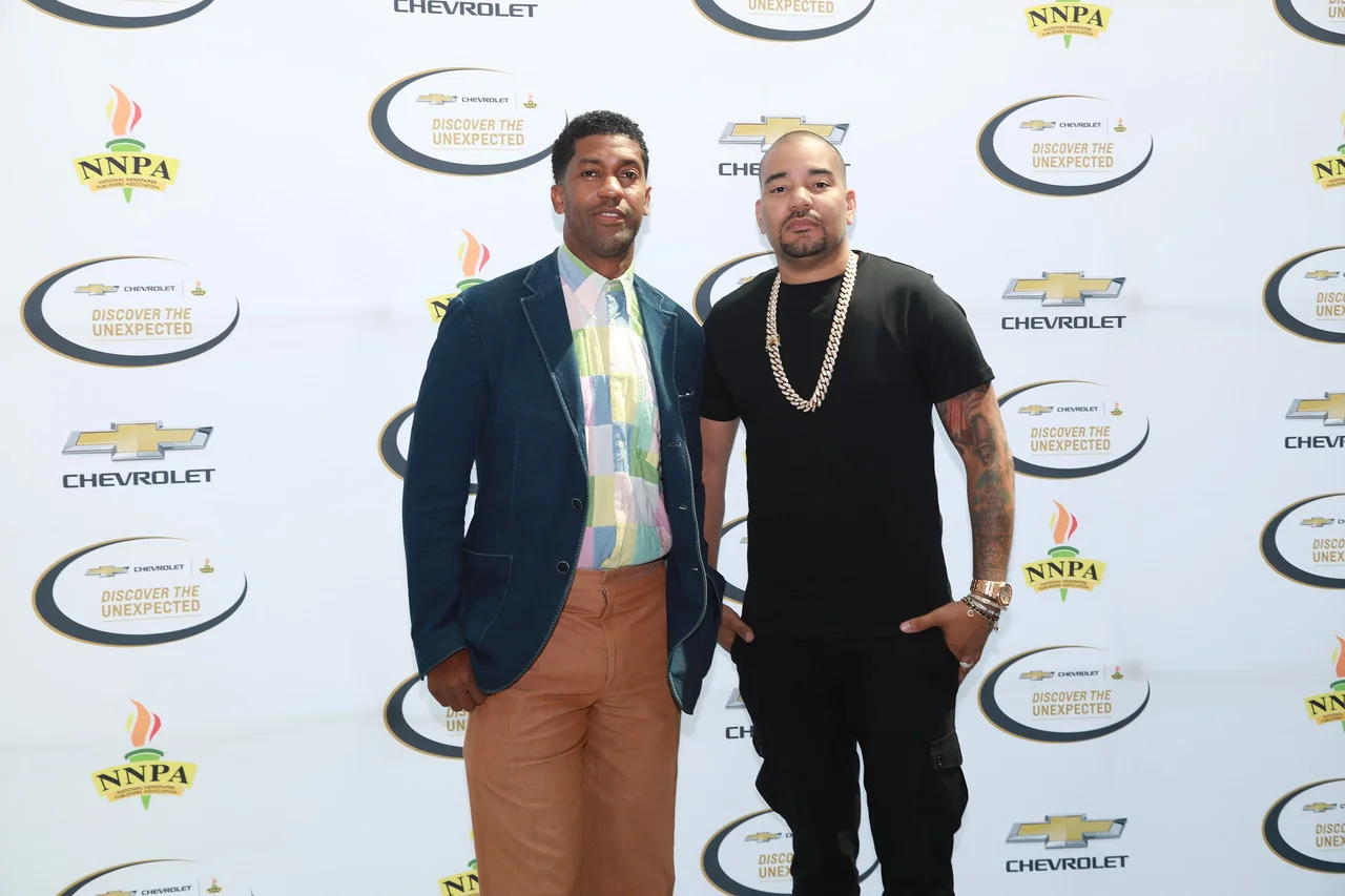 (pictured left to right) The 2019 Chevrolet Discover the Unexpected Advisor Fonzworth Bentley and Ambassador DJ Envy. During this 8-week program, these two gentlemen served as mentors to six HBCU aspiring journalists.