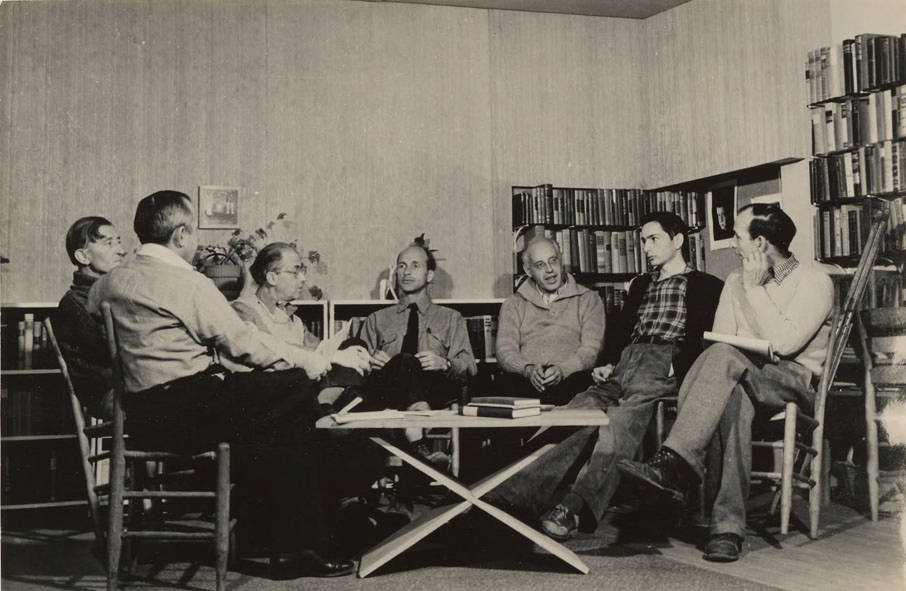 Faculty_meeting_Black_Mountain_College.jpg