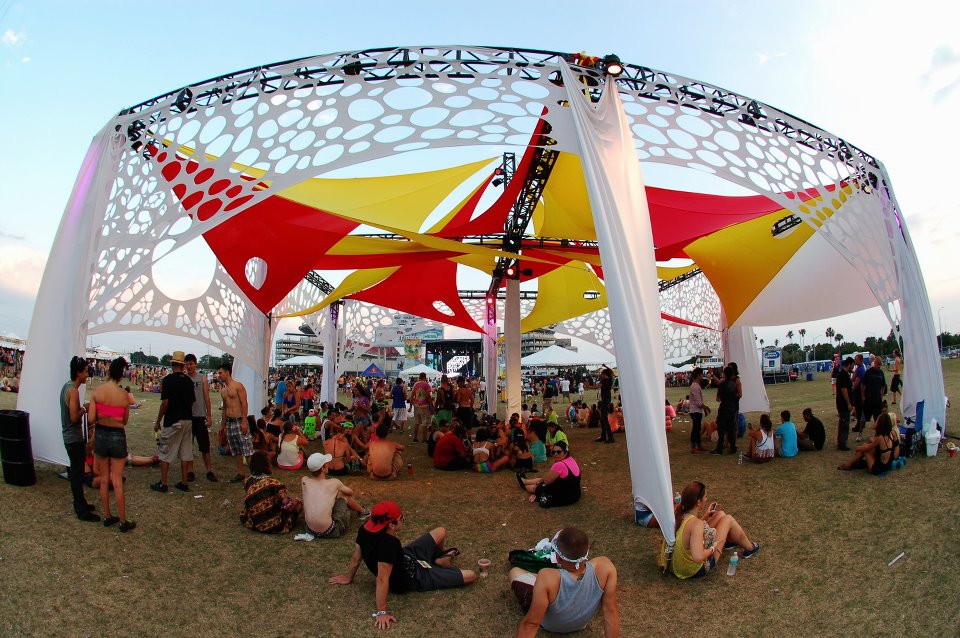 Sunset music festival wide angle 2012.jpg