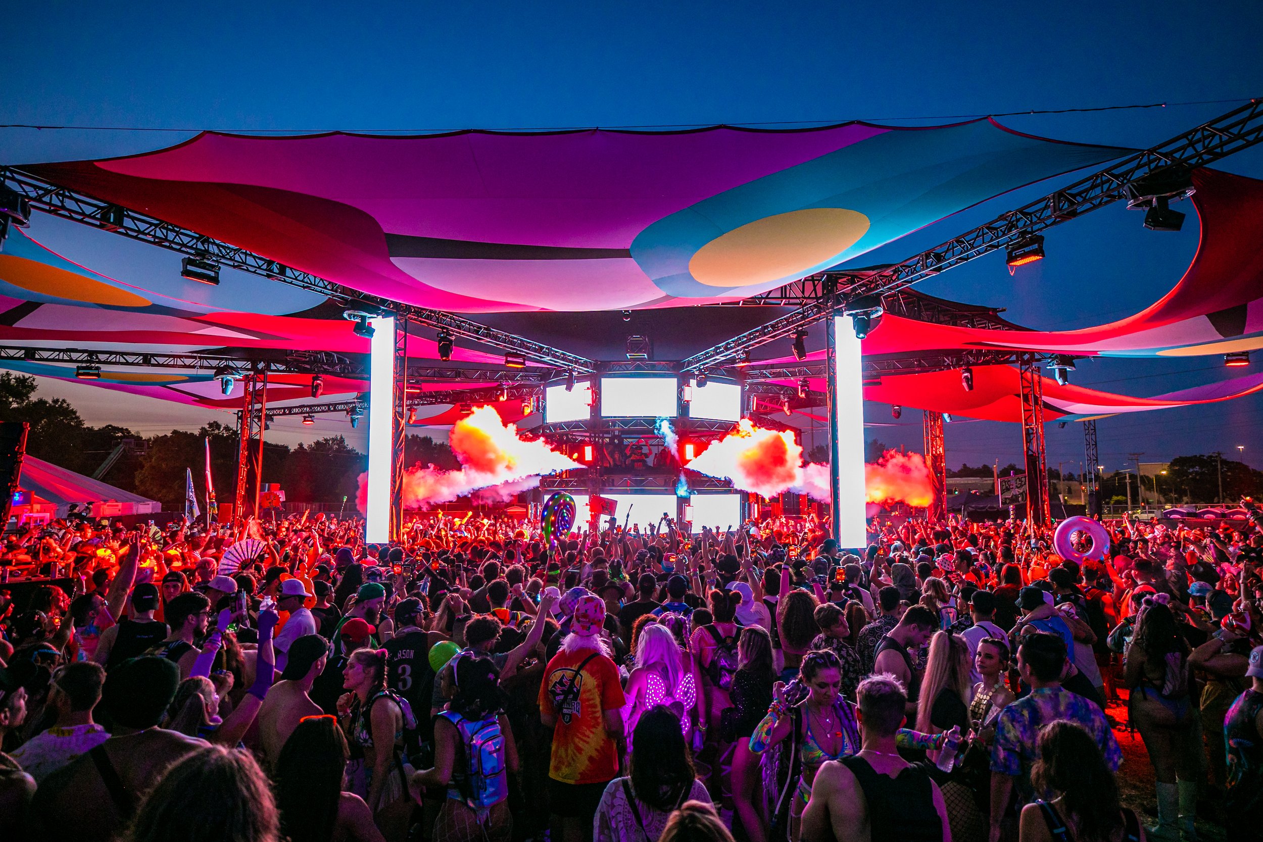Sun set Music festival 2023 360 stage shade structure