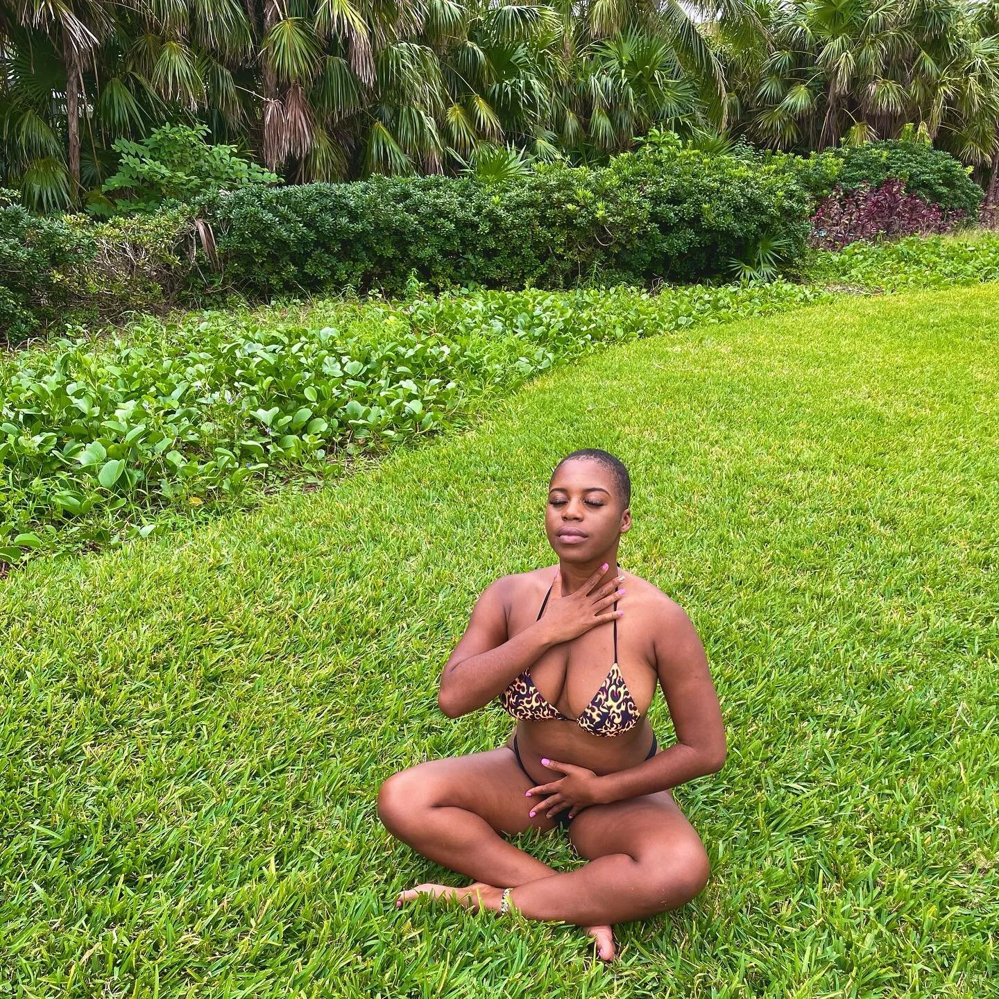 MOOD FOR 2021: PROTECTING MY PEACE ...

Every year I set a theme kinda like a vibe for how I wanna live my life that calendar year (I have a different theme for my year year aka Gemini SZN) this year I chose protecting my peace because I realised the