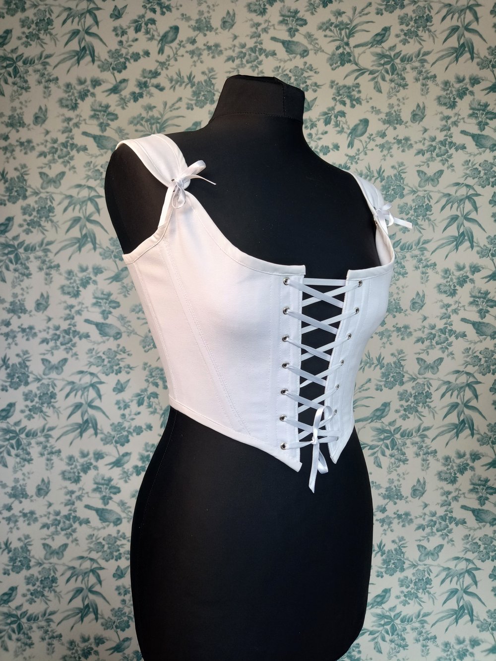 Create your own extra small corset — IVORY BLACK