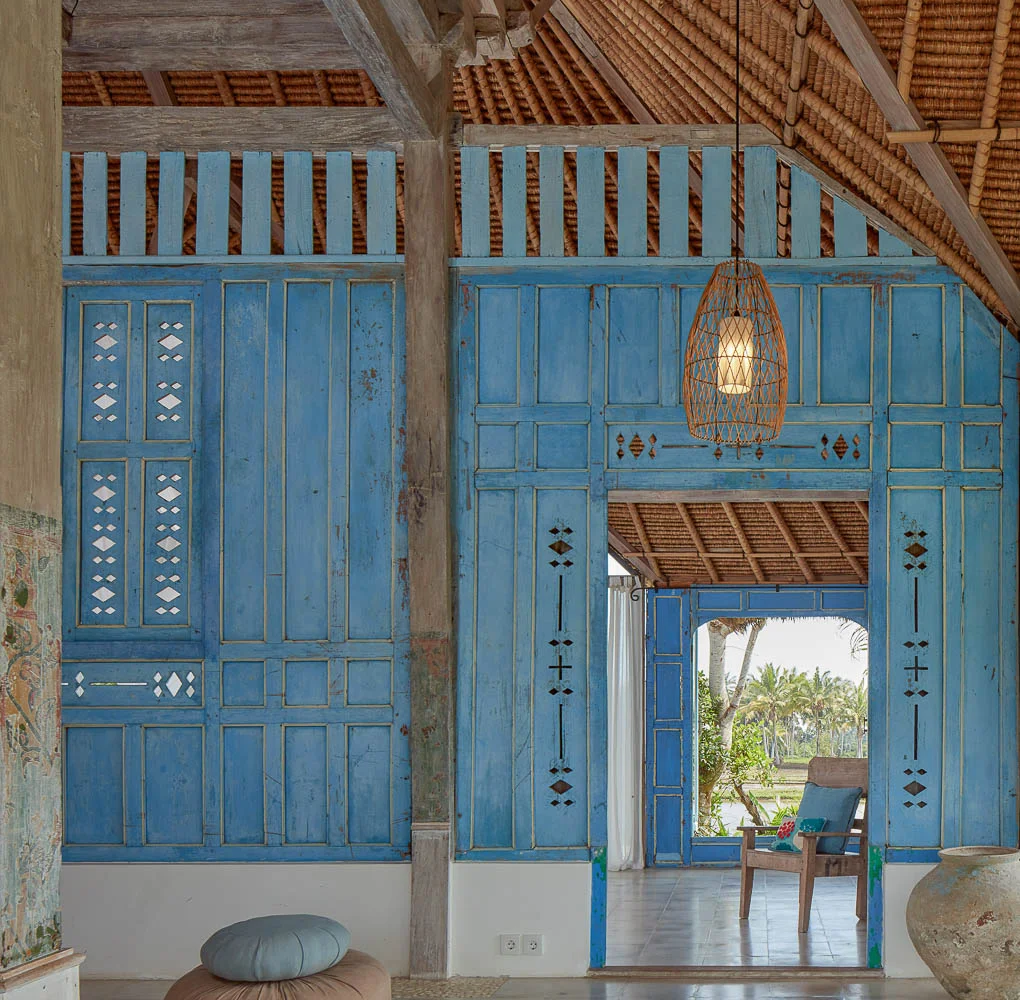 Blue Villa Wall