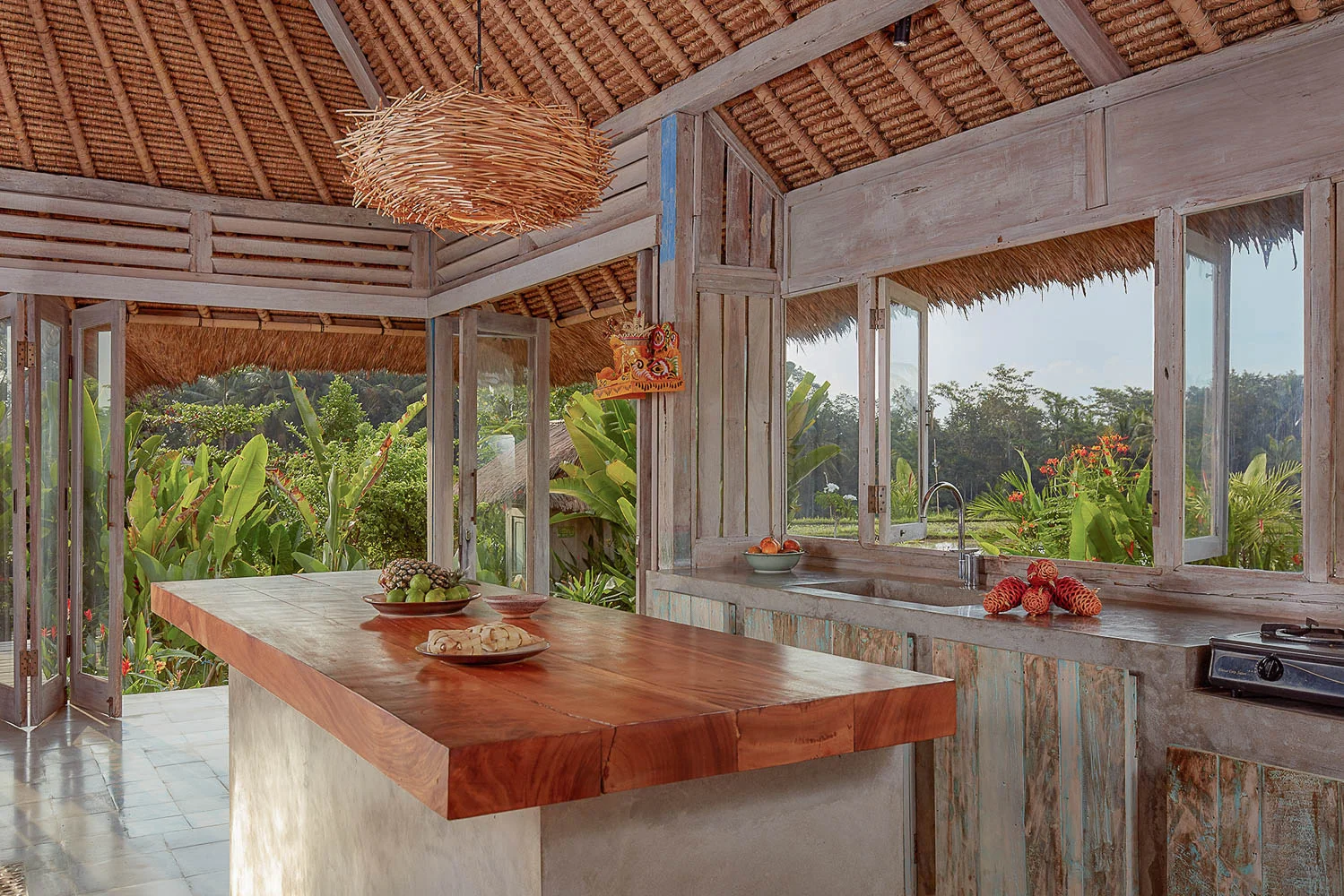 Gorgeous Tropical Kitchen