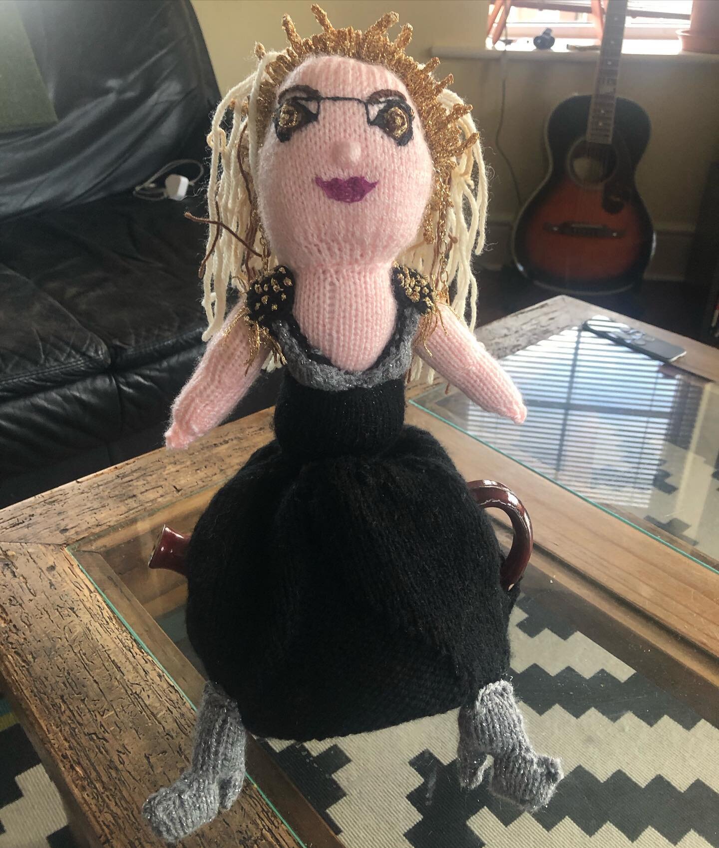 Today I received the best present ever from my big sister @tracekelliher . It&rsquo;s a tea cosy. Of me. It&rsquo;s a me cosy! The level of detail is incredible, right down to the eye make up and chain link earrings. It&rsquo;s just amazing! 

It&rsq
