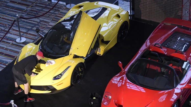 hc-conn-auto-show-20151119-001.jpg