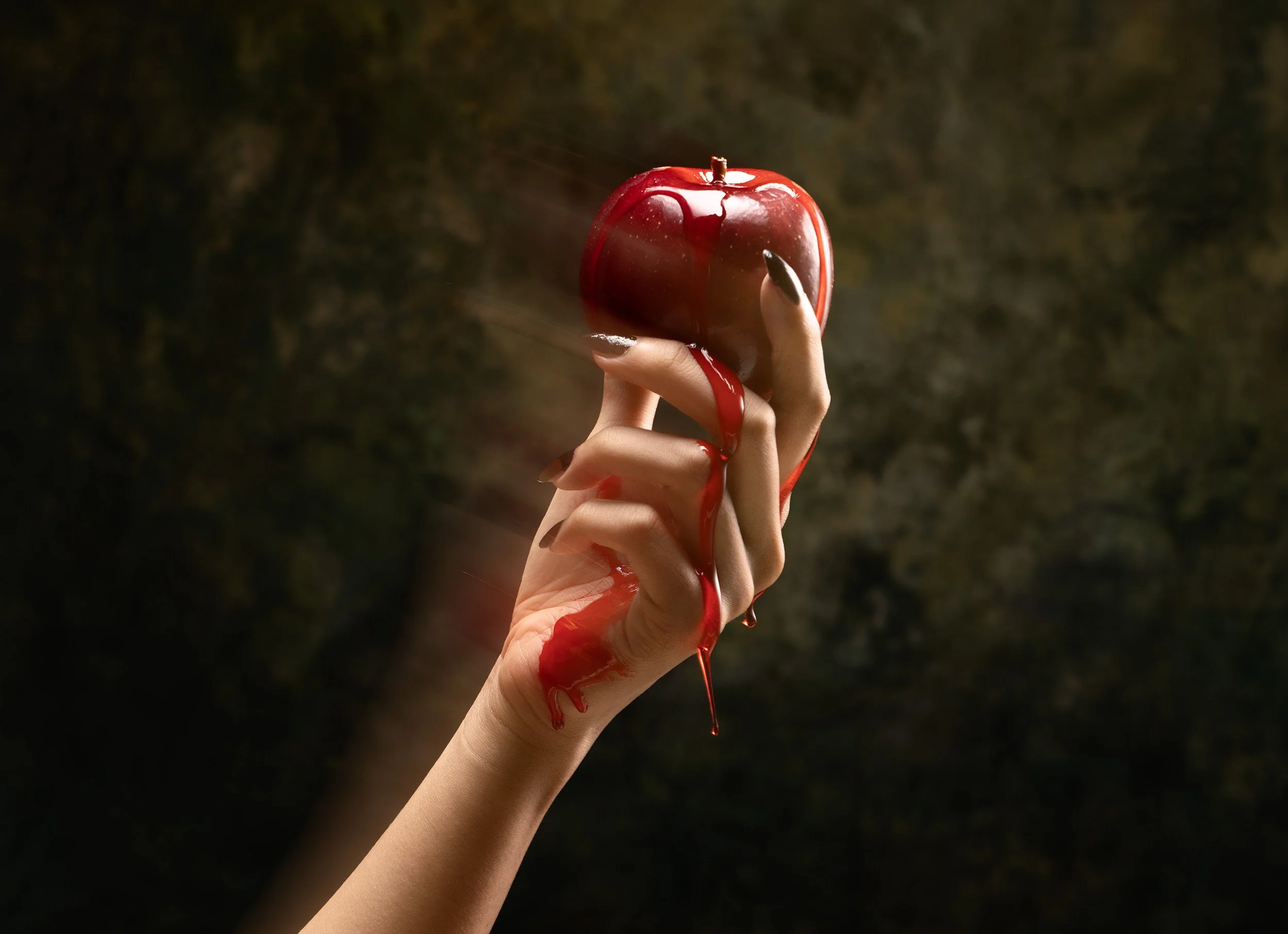 416_Poison Apple_Solo-2500.jpg