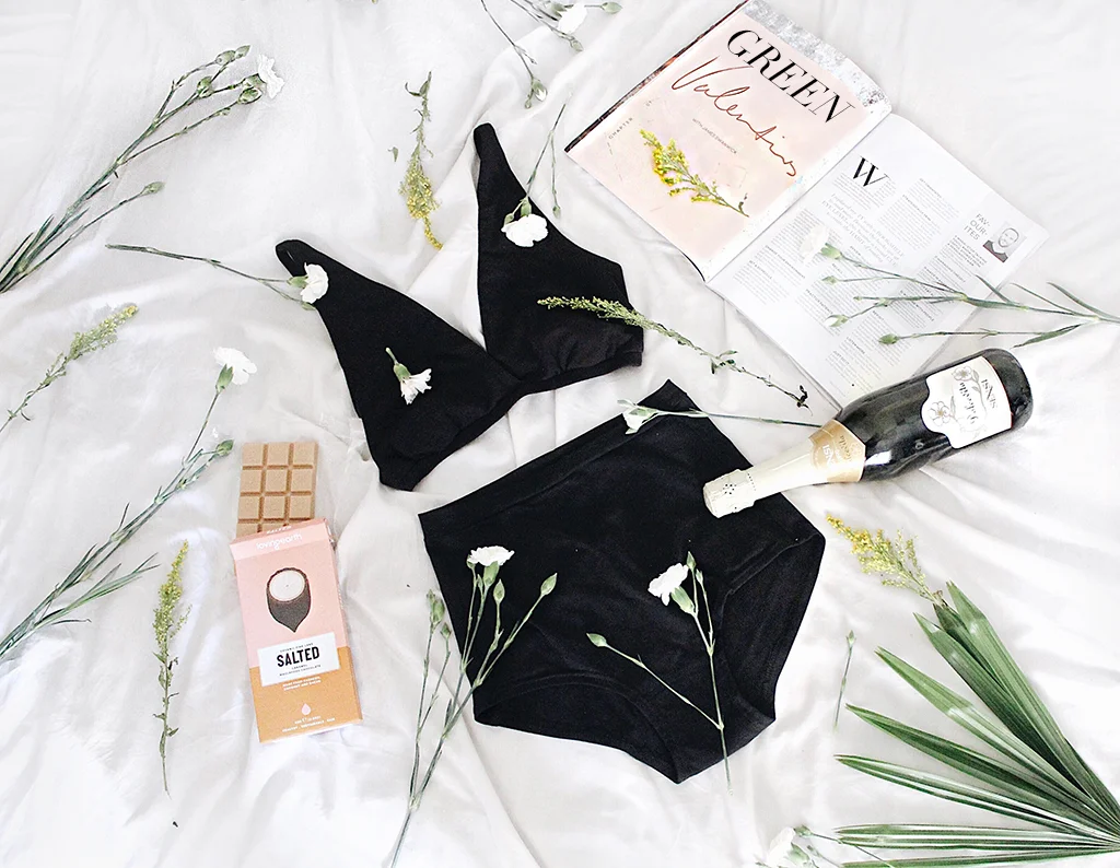 ETHICAL-FASHION-BLOGGER-ETHICAL-LINGERIE.jpg