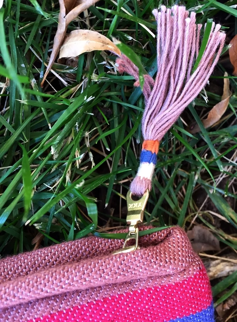 totes zipper1.jpg
