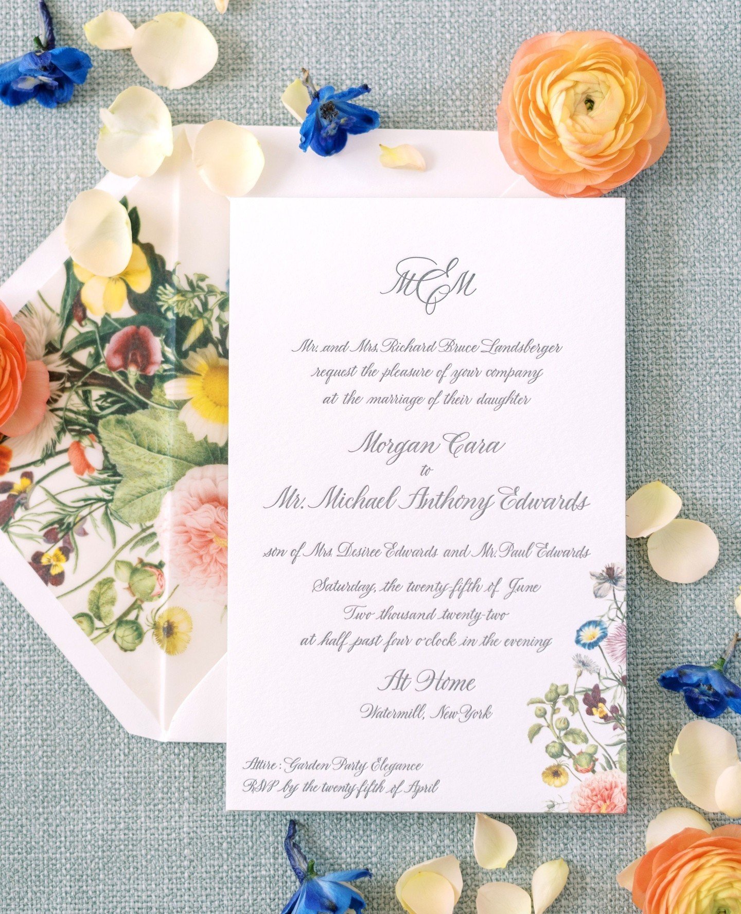 M+M: You know we loveeeee a good summer garden party suite 💐⁠ Absolute magic!
⁠
@victoriadubinevents⁠
@maryellencalligraphy⁠
@kelseyhalmphoto⁠
@craneandpalette⁠