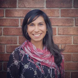 2015 Alum Rozina Kanchwala Discusses Play on CimpaticoTV