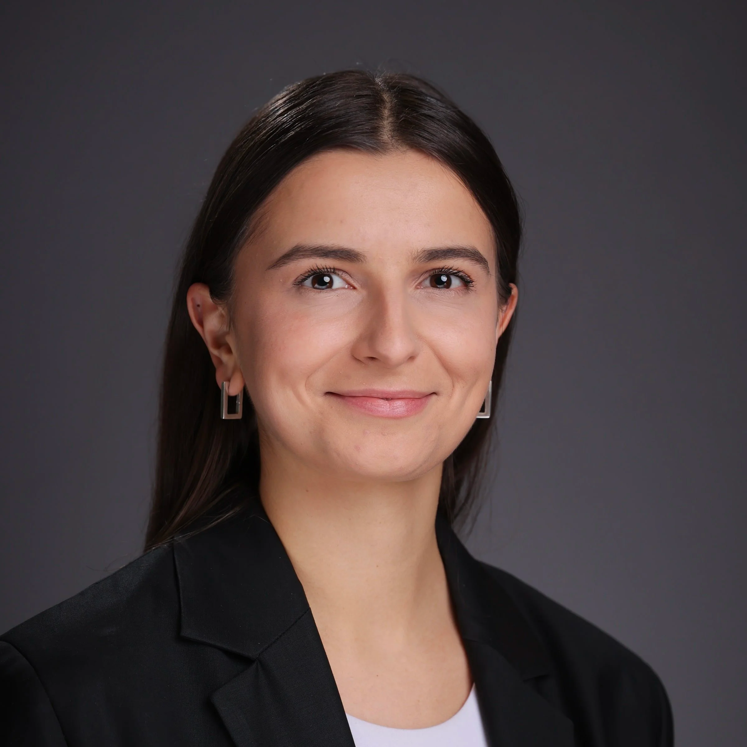 Hanna Karnei<br>S&P Global
