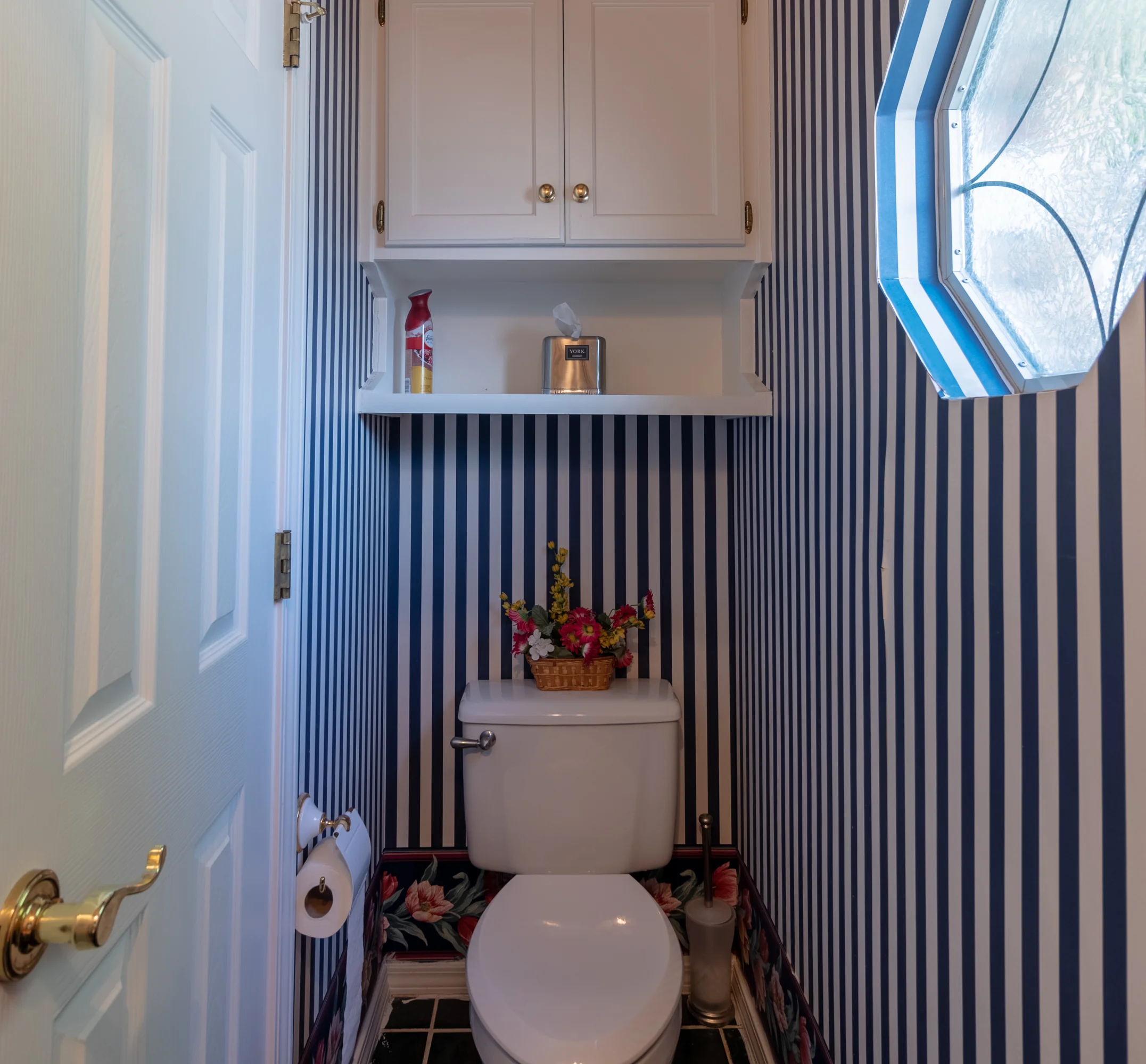 Bathroom 3-2.jpg