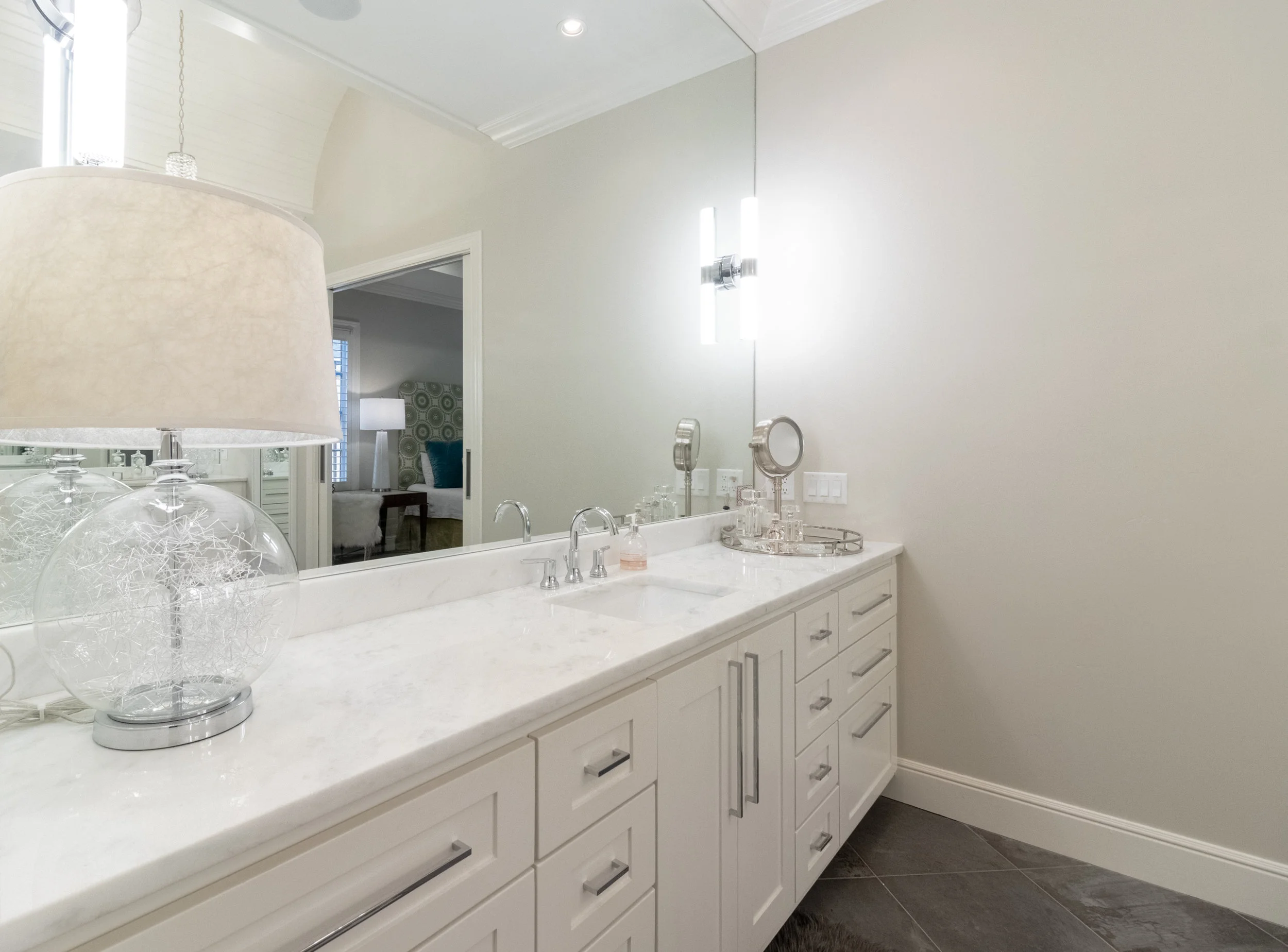 Master Bathroom-3.jpg
