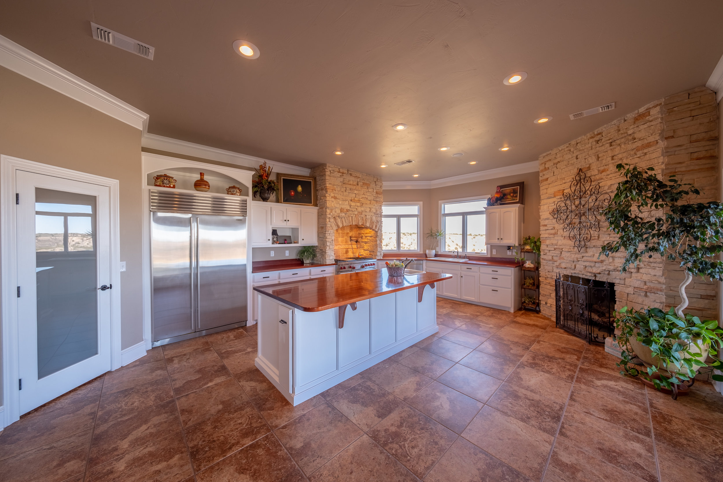Kitchen-1.jpg