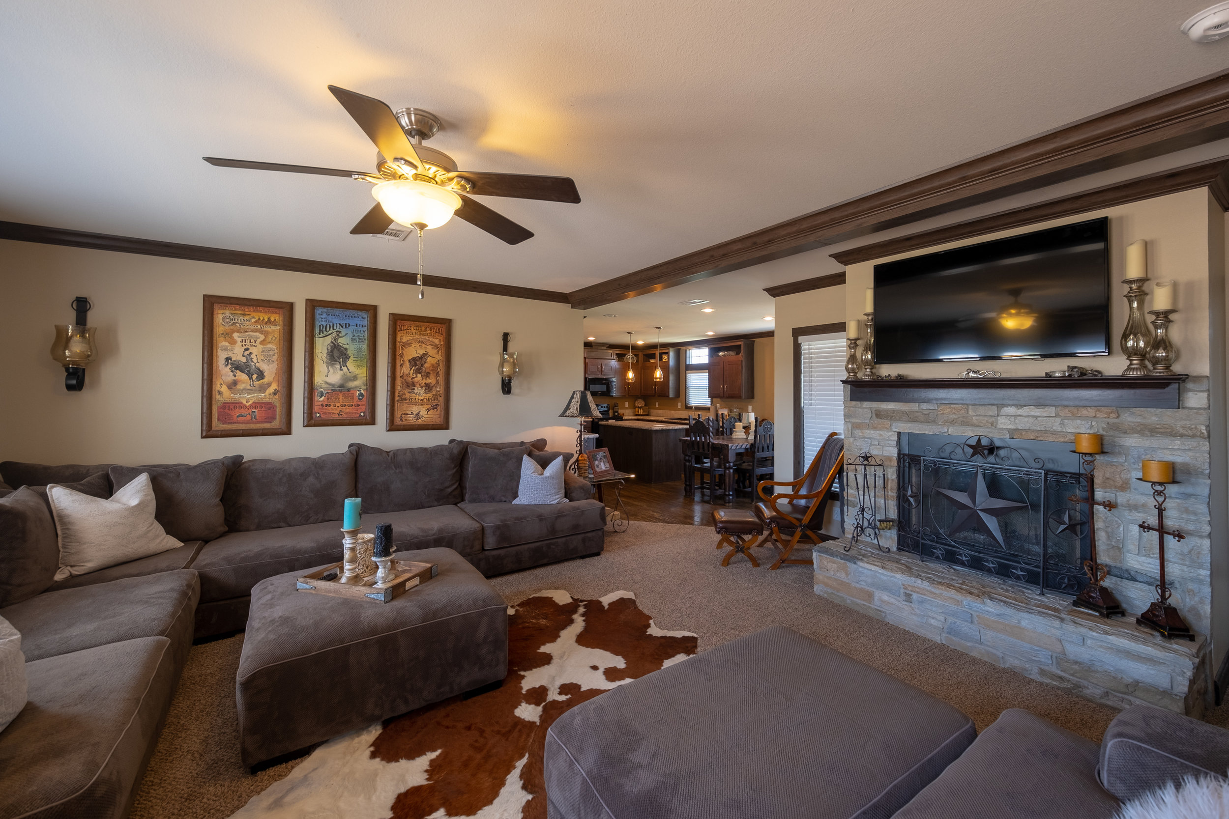 H2 - Living Area-1.jpg