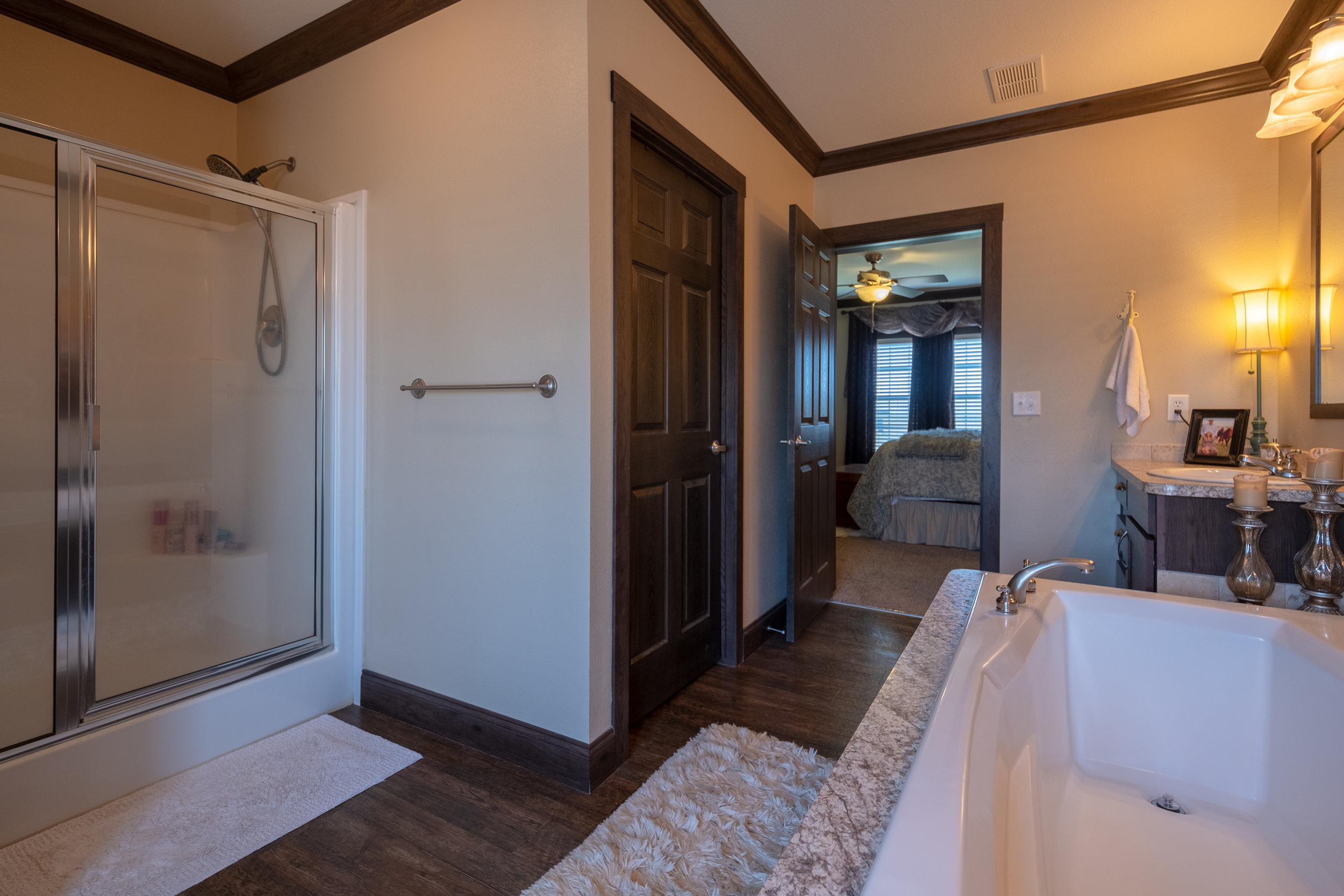H2 - Master Bathroom-2.jpg