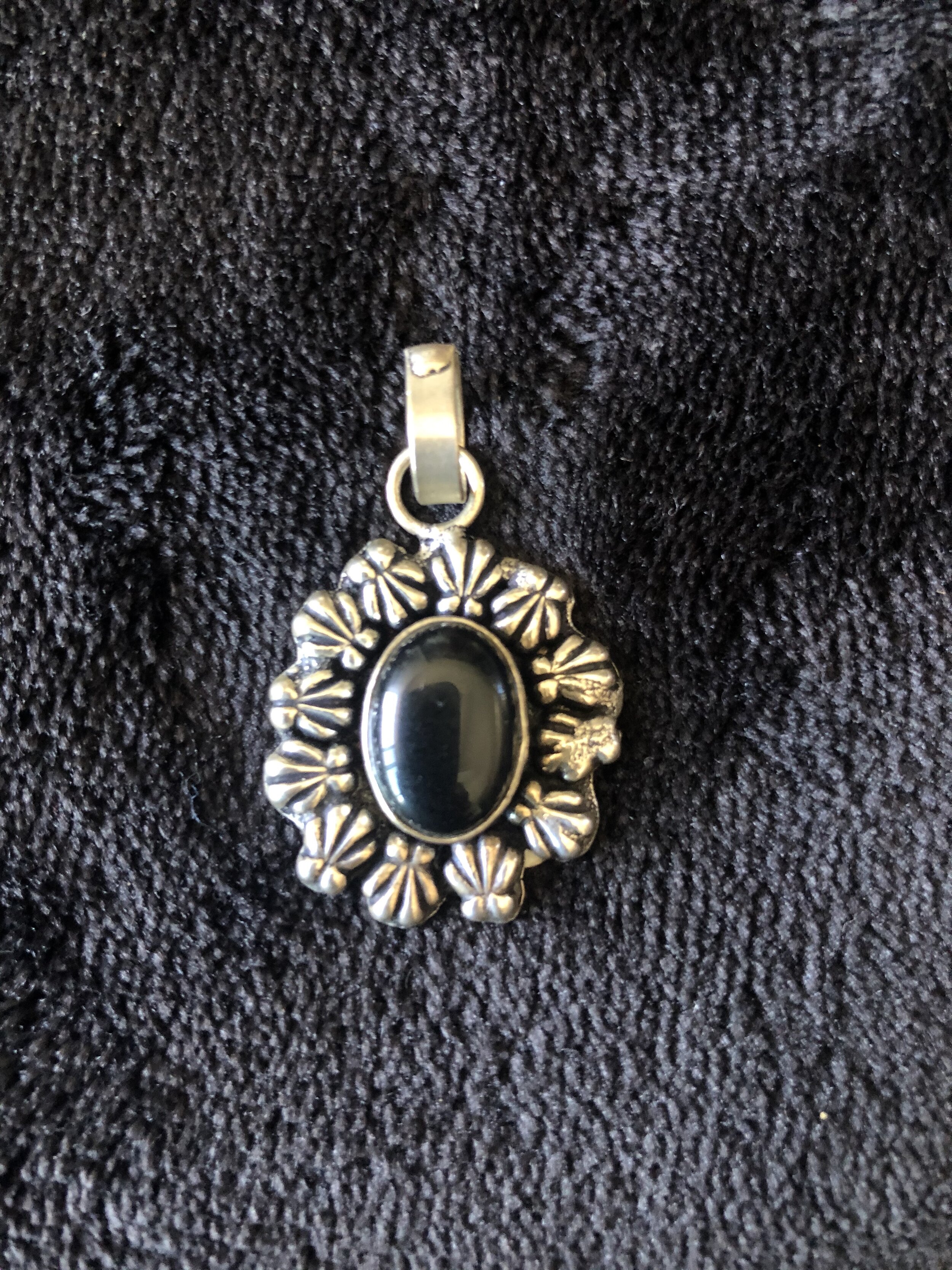 Onyx Sterling Silver Round Filigree 1 1/4"