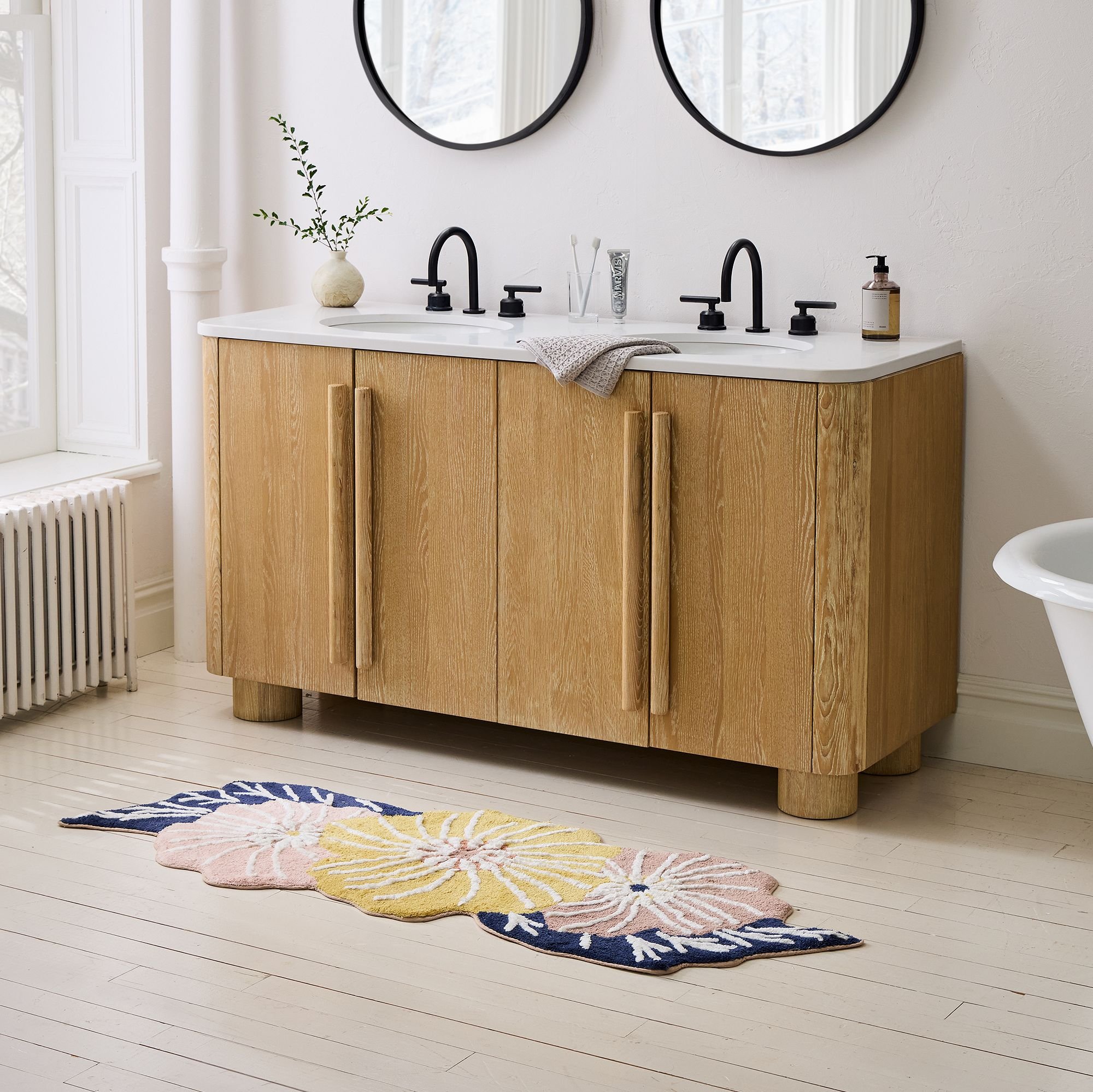 poppy-floral-bath-runner-full.jpg