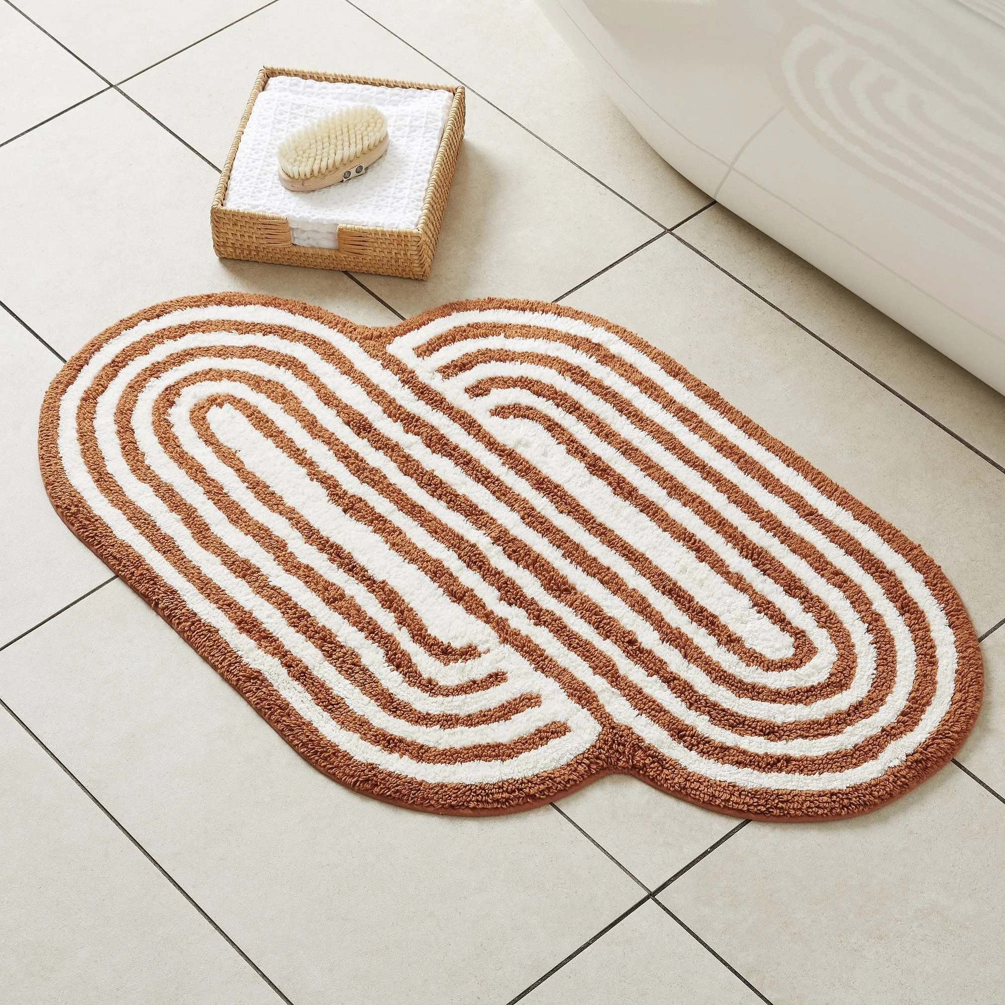 runway-bath-mat-xl.jpeg