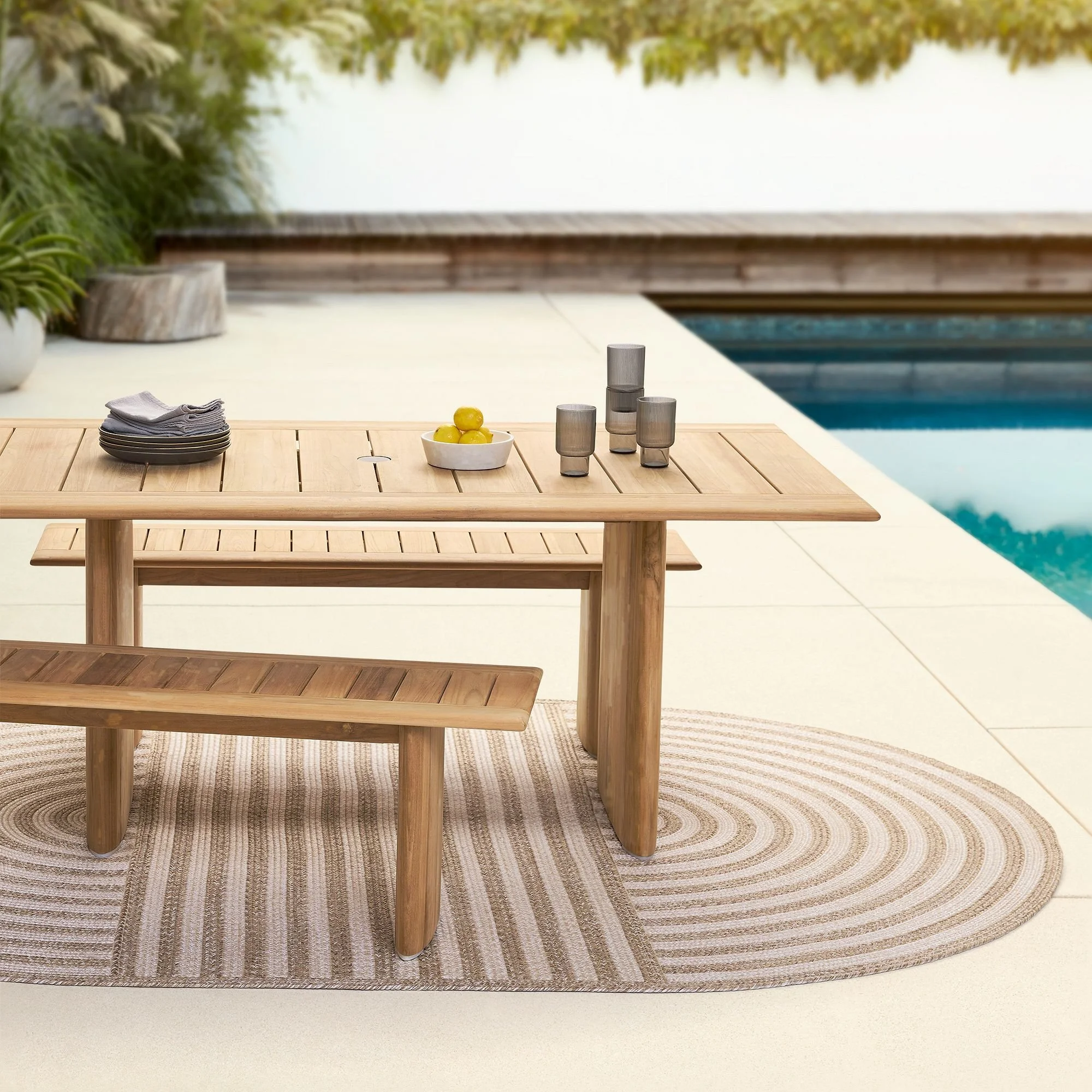 afastriped-oblong-indoor-outdoor-rug-xl.jpeg