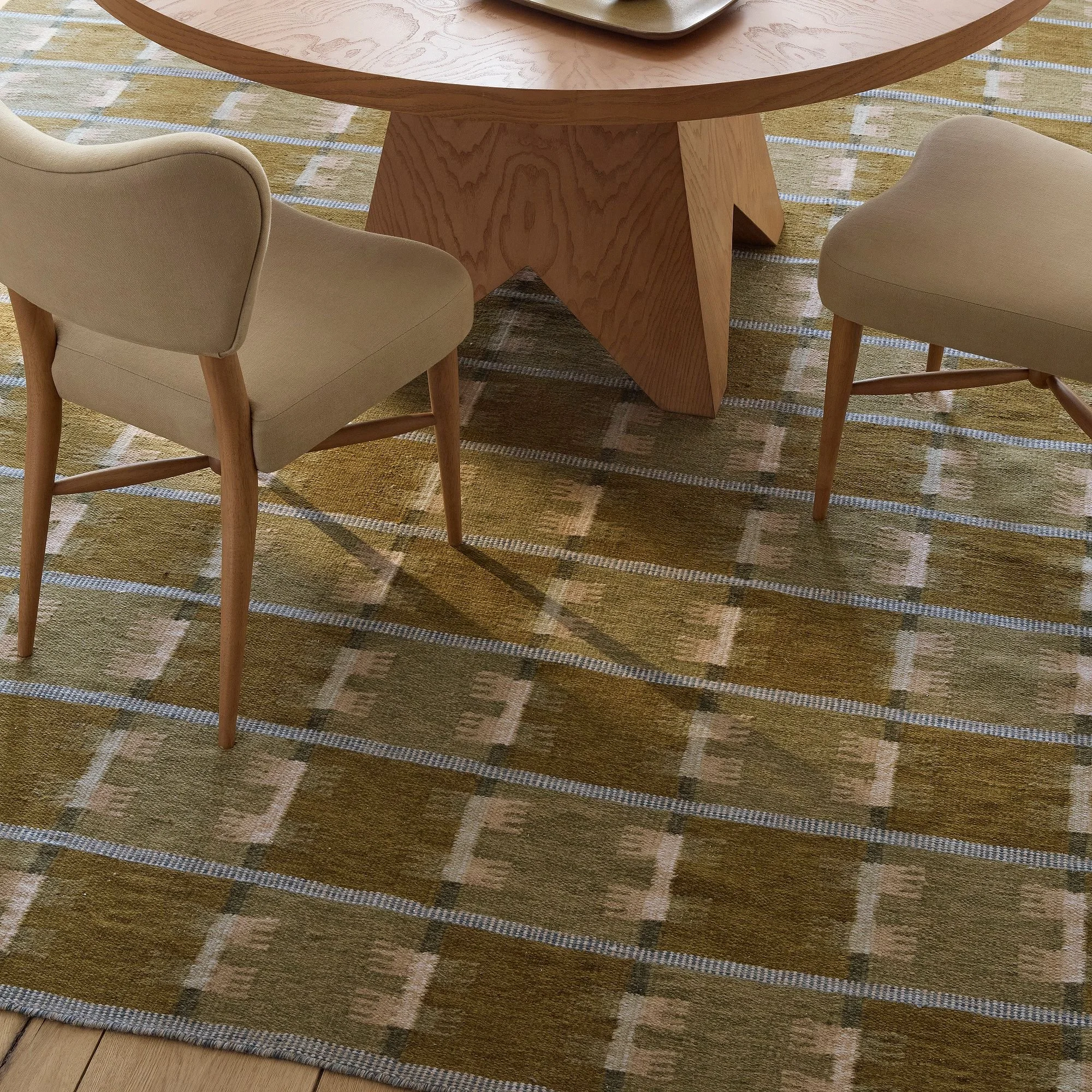 pierce-ward-elise-handwoven-wool-rug-1-xl_detail.jpg