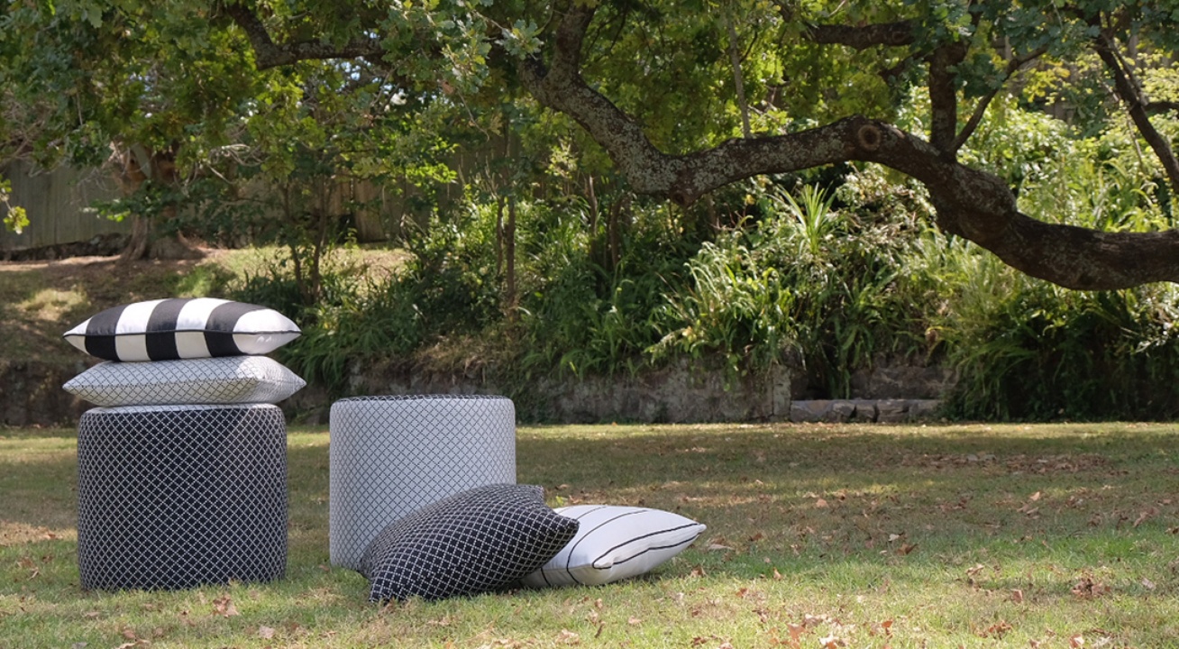 The COMPLEXITY Collection