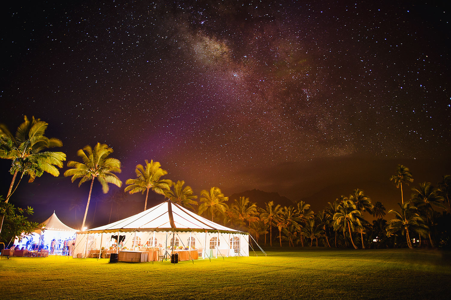 kauai-clear-top-tent-rental.jpg