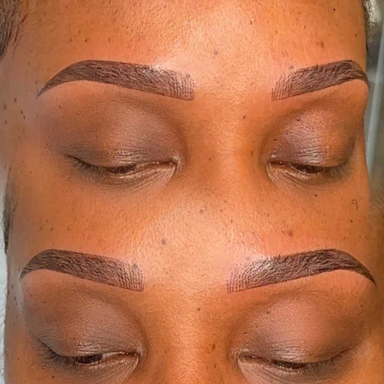 This year , we are doing all the things to make us feel good. That includes scheduling those eyebrow appointments so you can wake up everyday with flawless , low maintenance eyebrows. 

#atlantaeyebrows