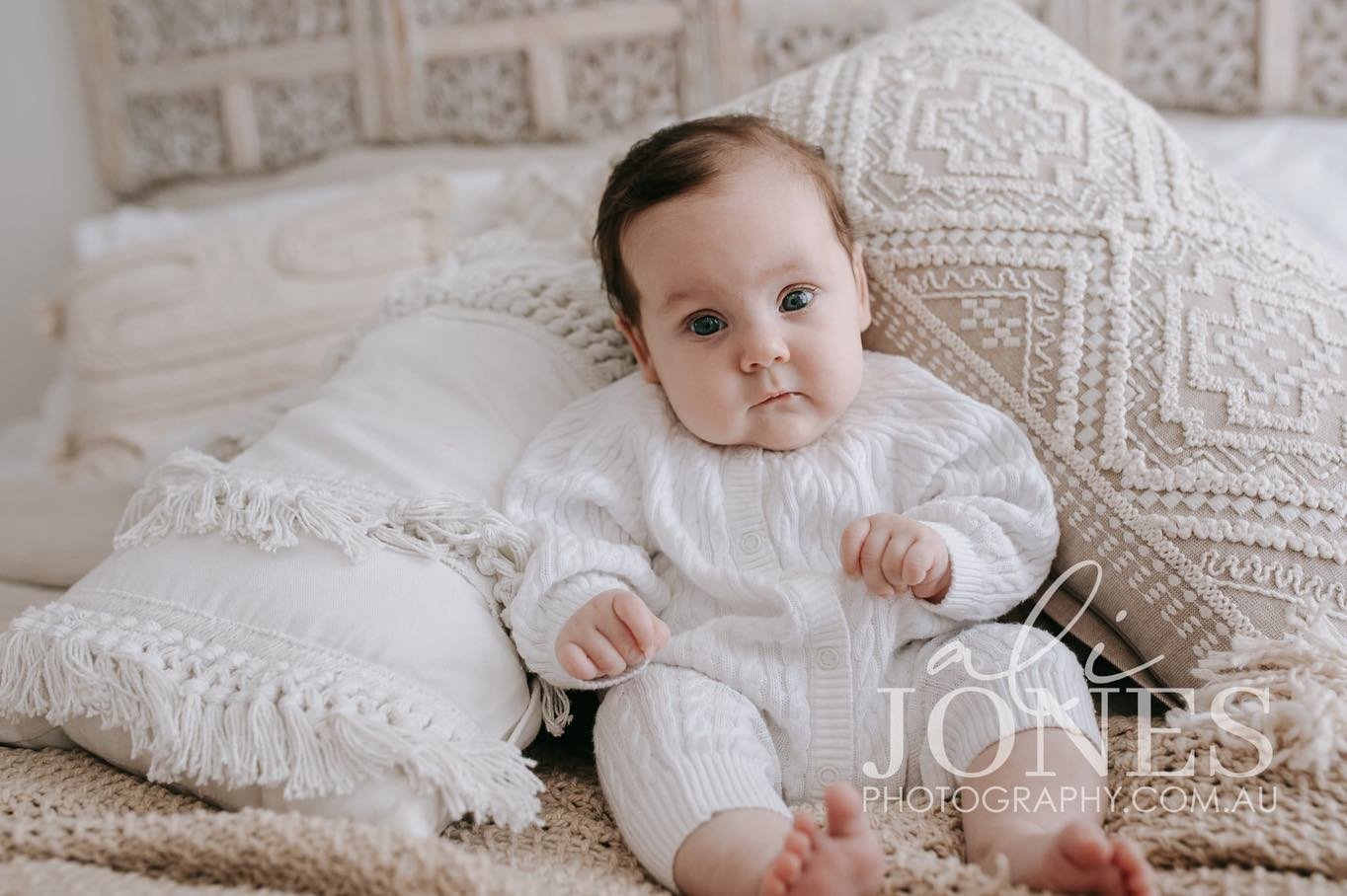 #huntervalleyphotographer #huntervalleynewbornphotographer#huntervalleymaternityphotographer#huntervalleyfamilyphotographer#bestnewbornphotographer#awardwinningphotographer#alijonesphotography#kurrikurriphotographer#huntervalley#huntervalleywinecount