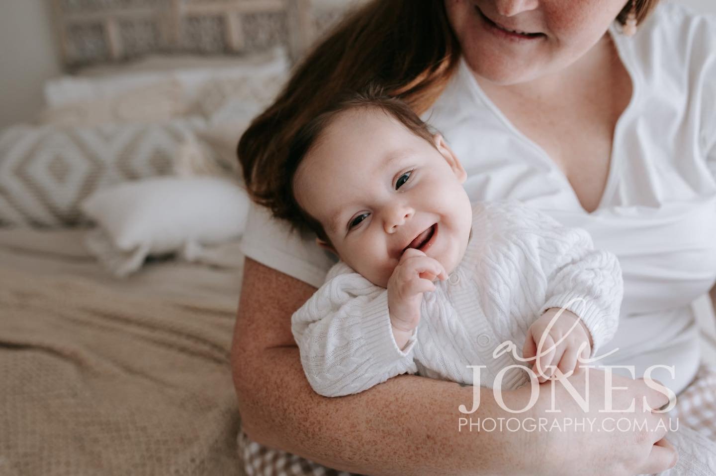 This cheeky monkey came back for a &lsquo;Mumma &amp; Me&rsquo; session yesterday! She is only three months old but is very vocal, smiley and almost sitting on her own! Clever girl! 
#huntervalleyphotographer #huntervalleynewbornphotographer#hunterva
