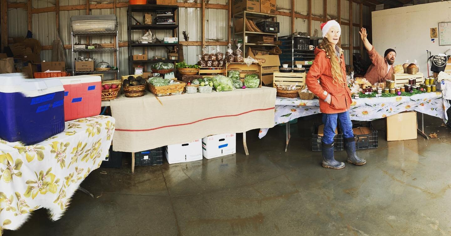 There&rsquo;s still a little time! Thanks to everyone who came out to our open house and pantry sale! We are a lucky farm family for all of you 💚🎄💚