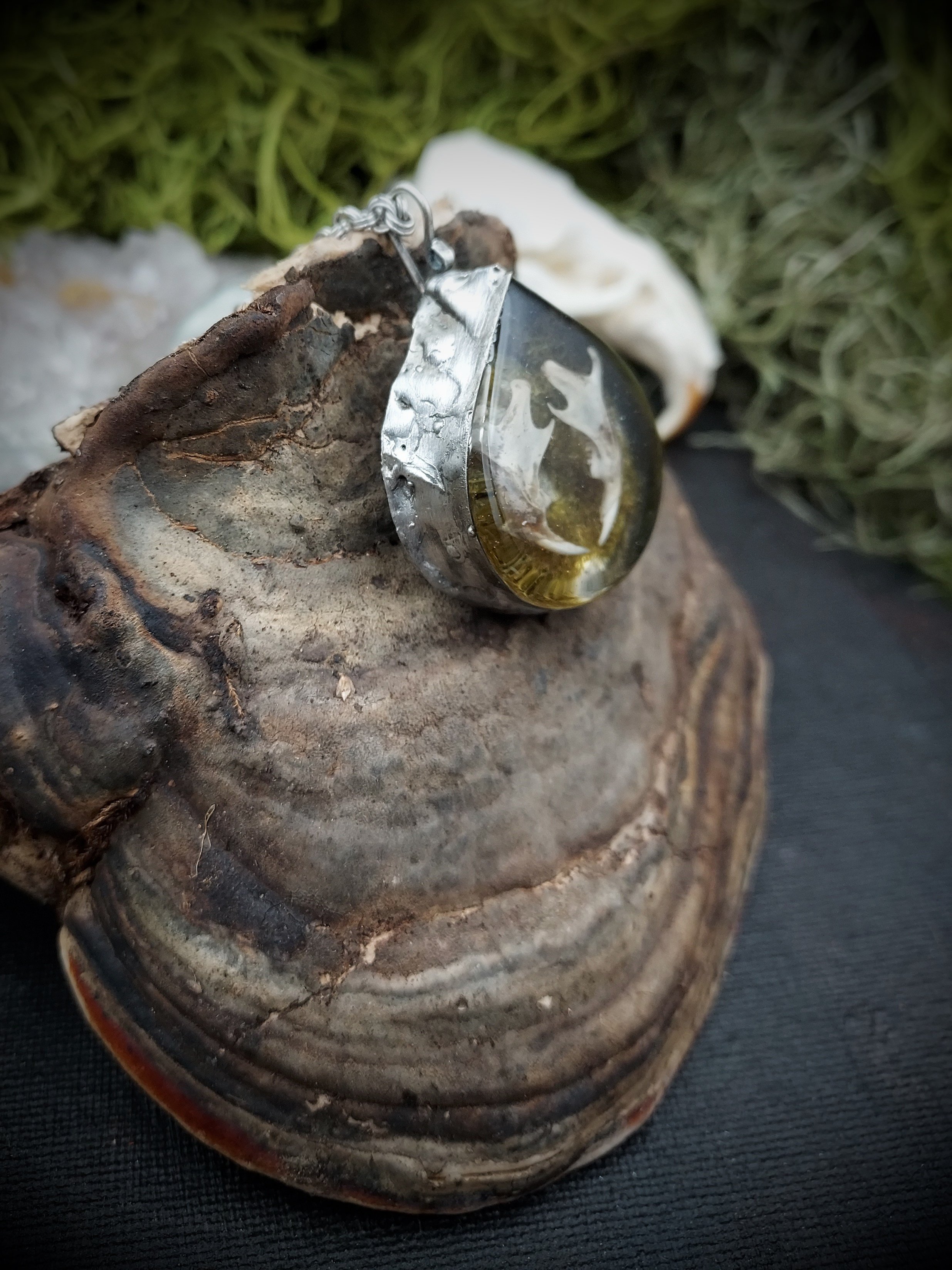 JawNecklace6.jpg