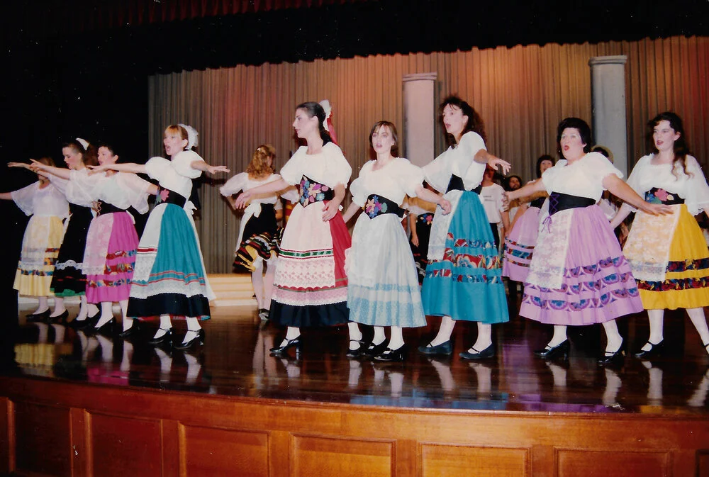 The Gondoliers - 1990