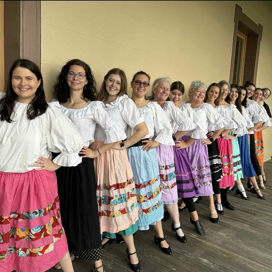 🎶We are the very models of a modern major chorus line!🎶
We are looking forward to taking the stage with @4mbsclassicfm this afternoon for the finale of the 4MBS Festival of Classics. There is still a handful of tickets available - don&rsquo;t miss 