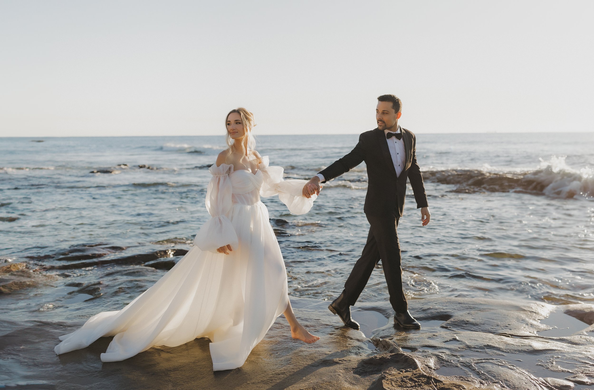 Sunshine Coast Rocky Shoreline Couple Stroll