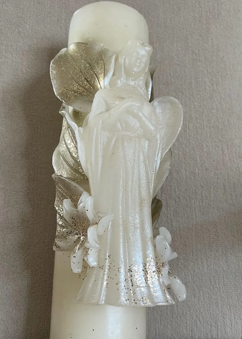 Minimalism beckons, but an angel stands in the way