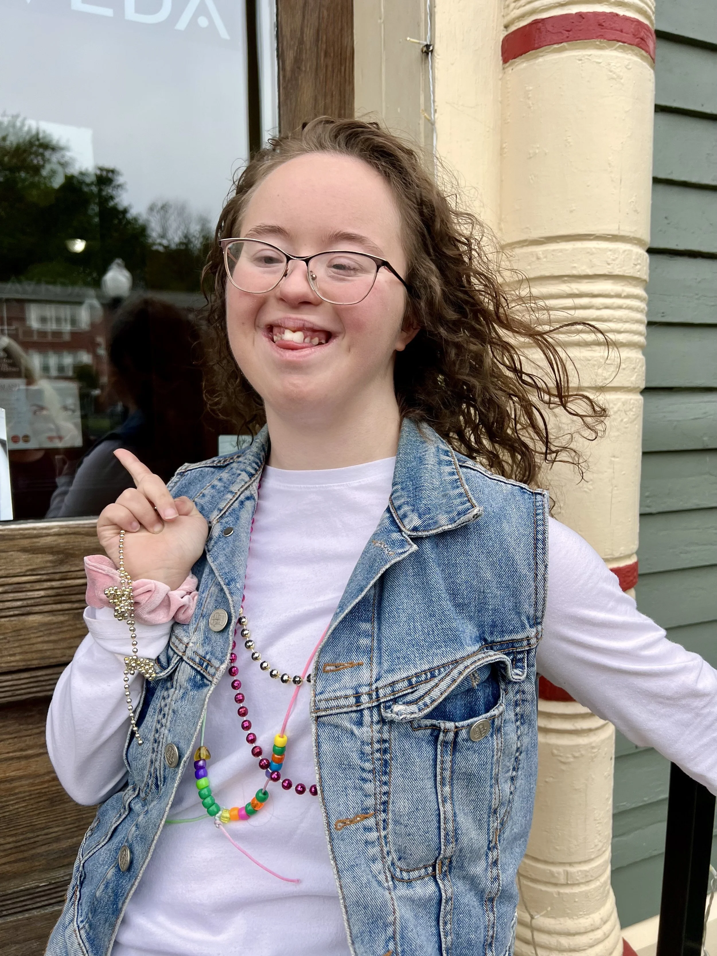 Lucy overcomes her fears to swirl with her curls