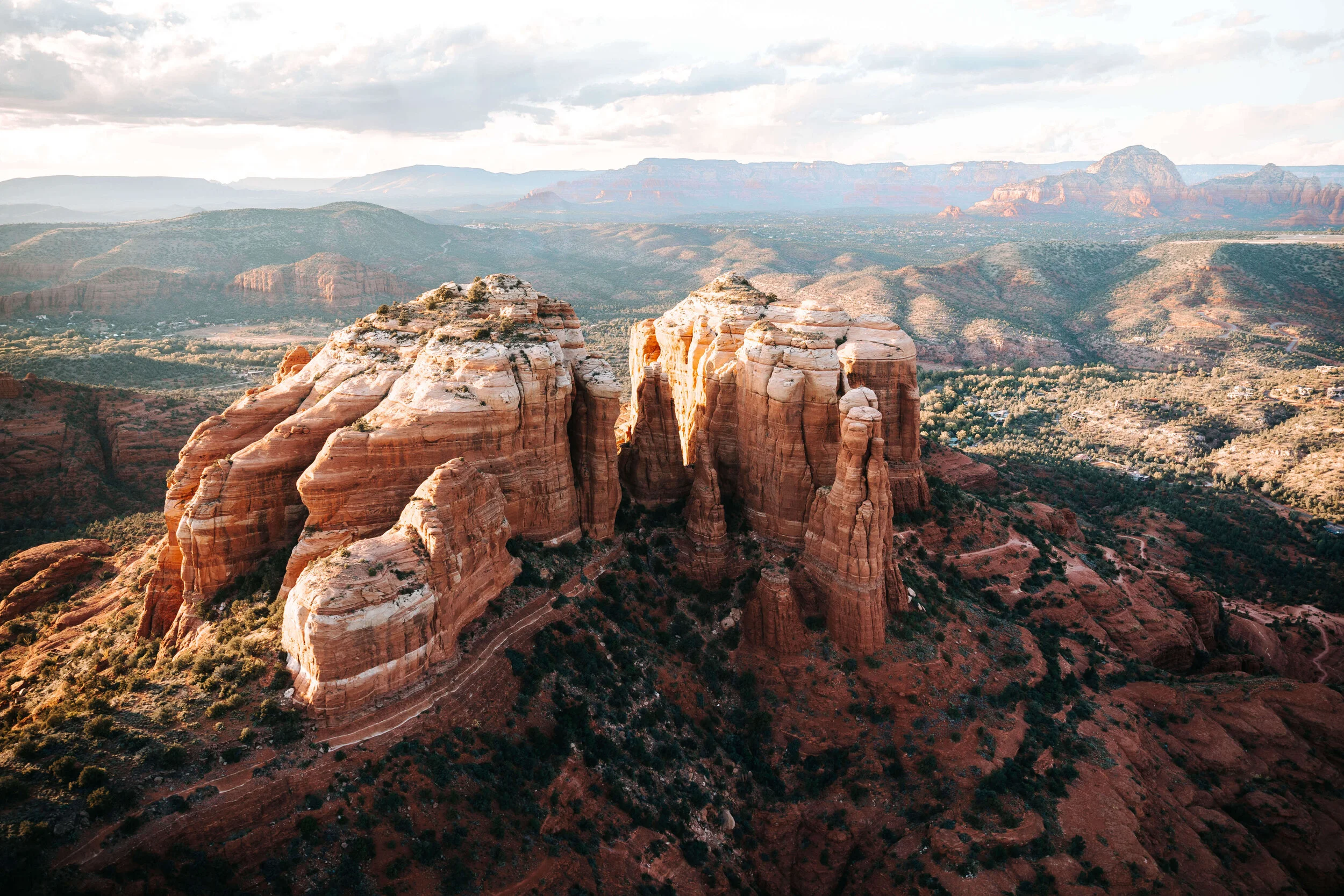 Sedona Arizona. Get the perfect 2 week itinerary for a Southwest US road trip here through California, Nevada, Utah, and Arizona. #usroadtrip #southwestusa | southwest us travel | southwest usa roadtrip | usa road trip ideas | southwest usa road tri…