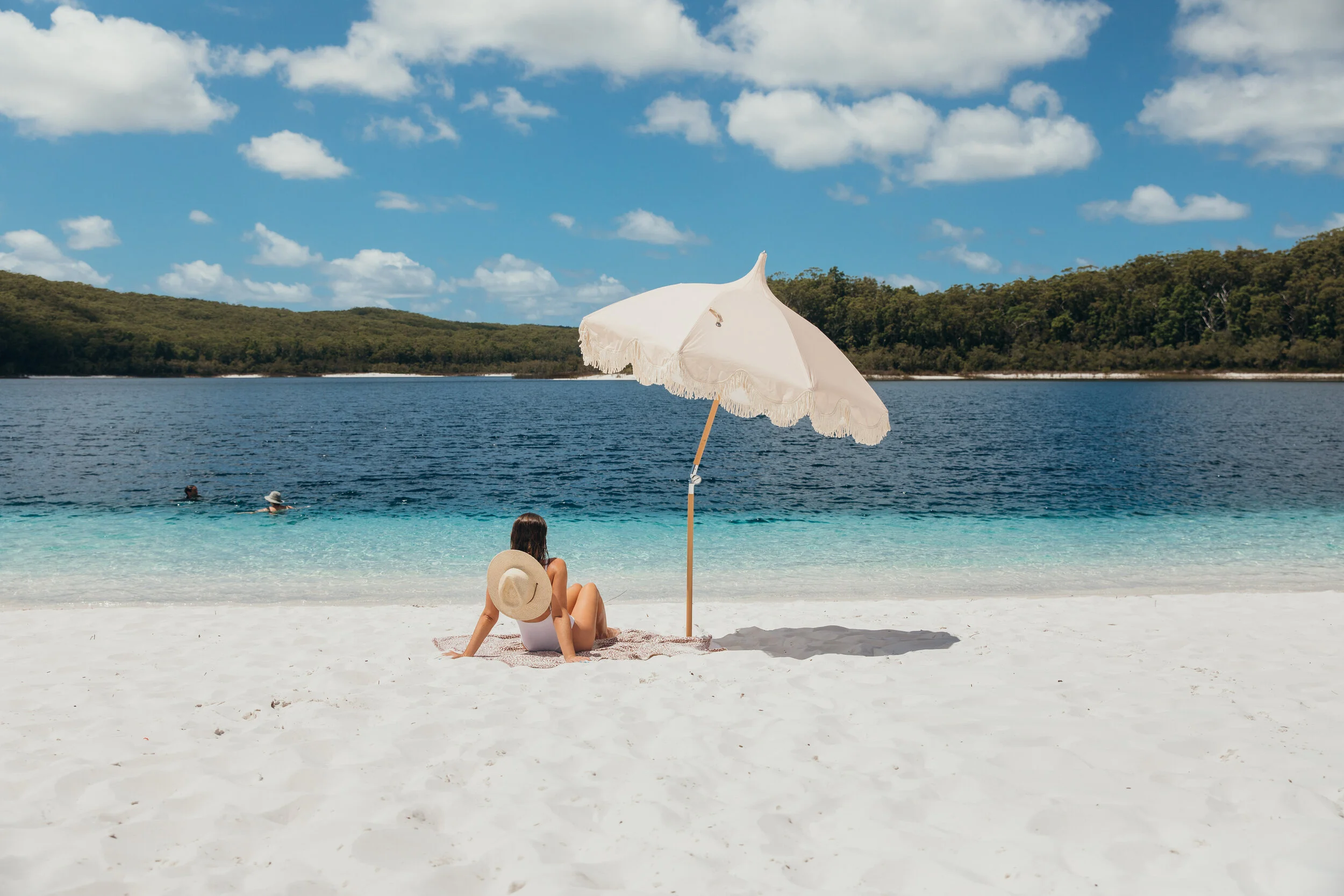 Lake McKenzie Fraser Island. Get a complete guide to Fraser Island Australia including the best things to do on Fraser Island, the best Fraser Island accommodations, and a full Fraser Island itinerary. The Fraser Island photography included will con…
