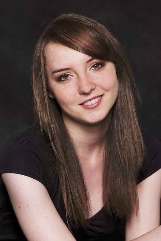 SCalderaraphoto_portrait_Robyn.jpg
