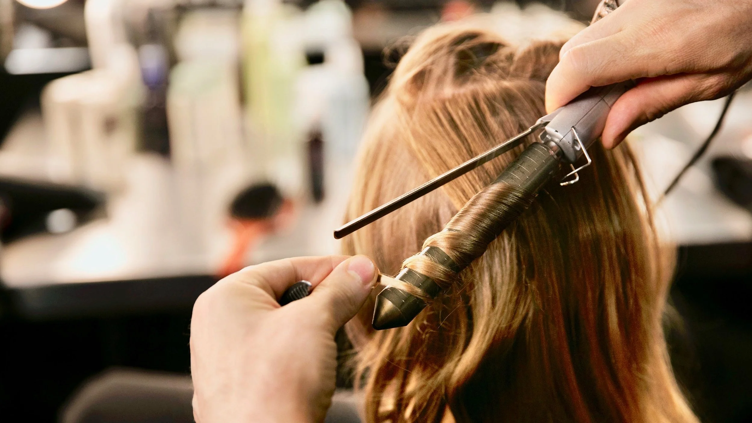 Welcome to Salon LaFaye, an Aveda Exclusive Salon, offering master hair care, expert color, and all-natural Aveda products & practices.  The Salon LaFaye team of stylists are experts in leading hair trends from short and modern cuts to long and