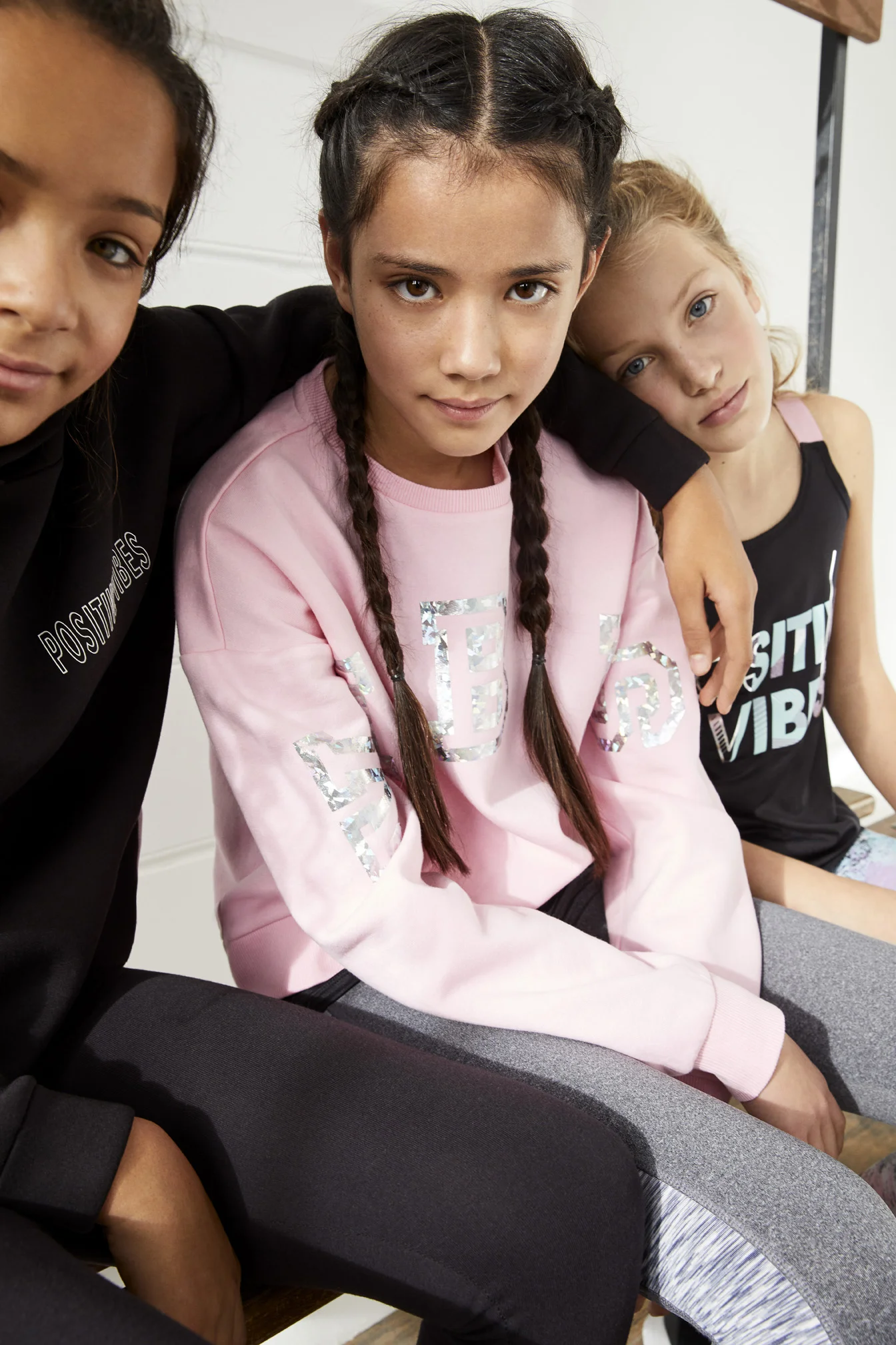 Shot05_PRIMARK_WORKOUT_KIDS_WINDOW_DBO_186_72dpi.jpg