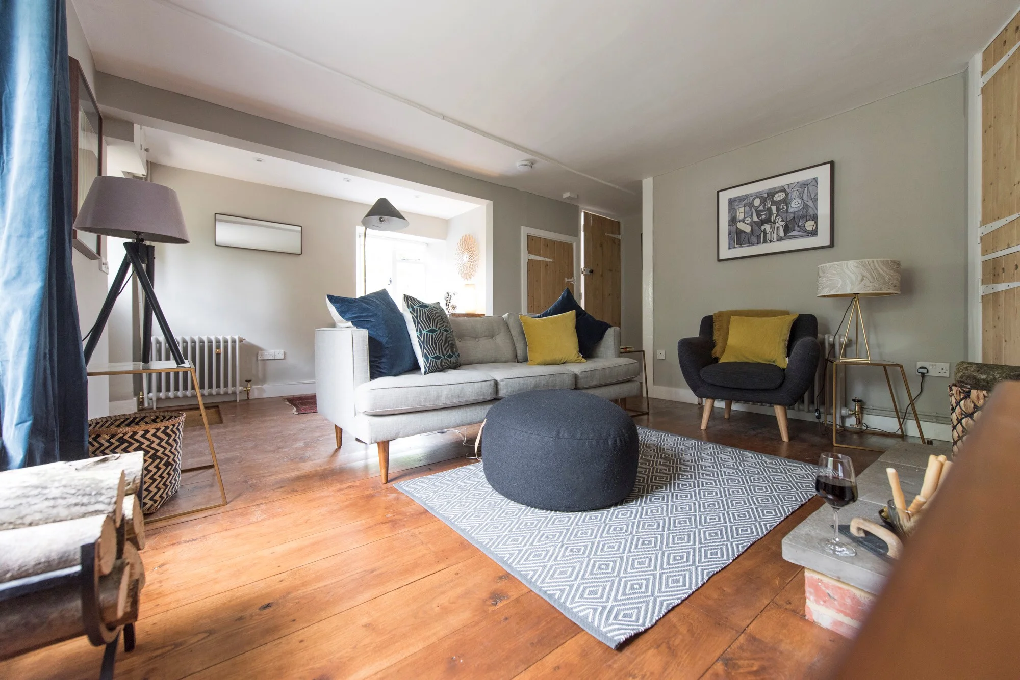 Living_Room_Gallery.jpg