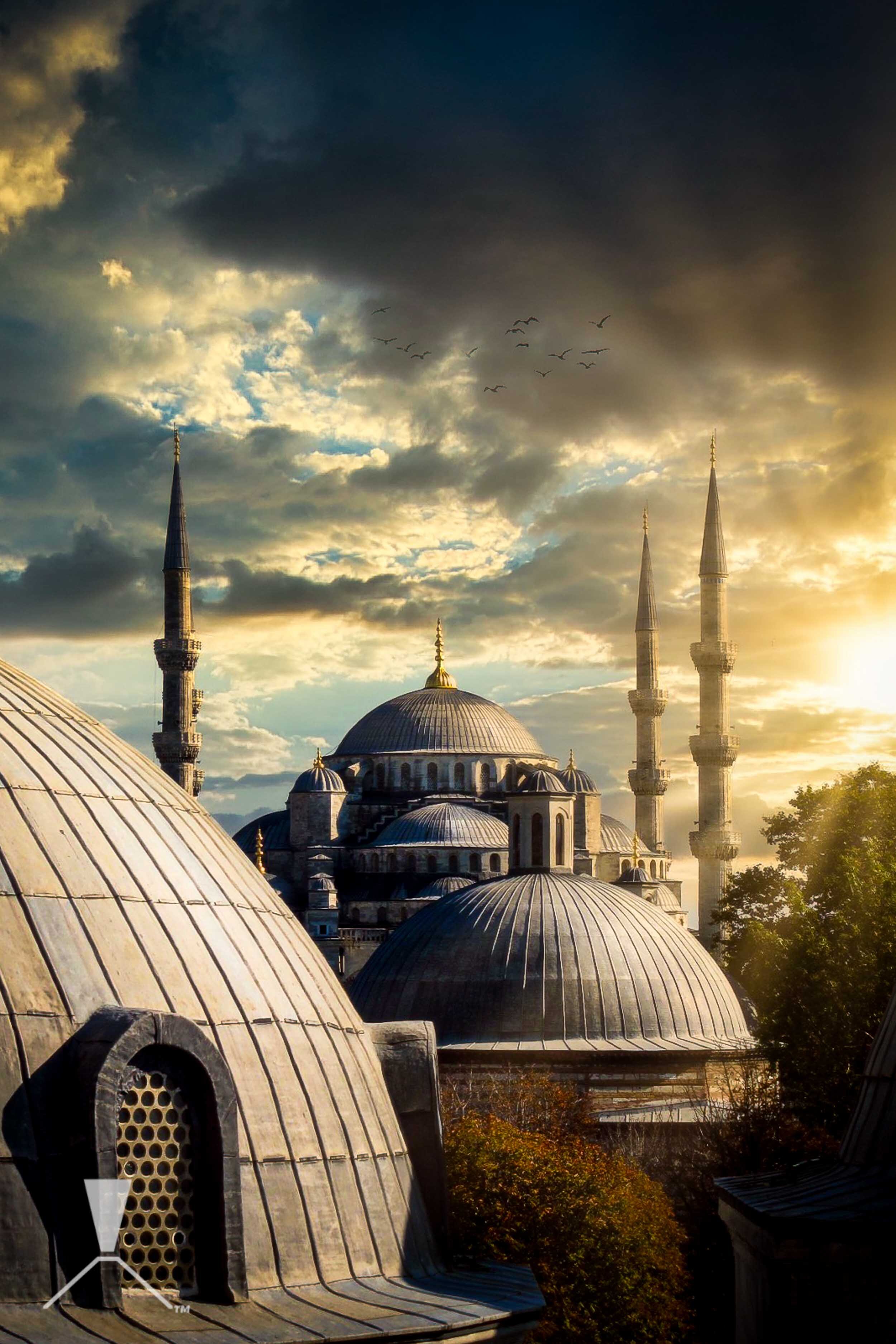 blue-mosque-at-sunset-istanbul-turkey.jpg