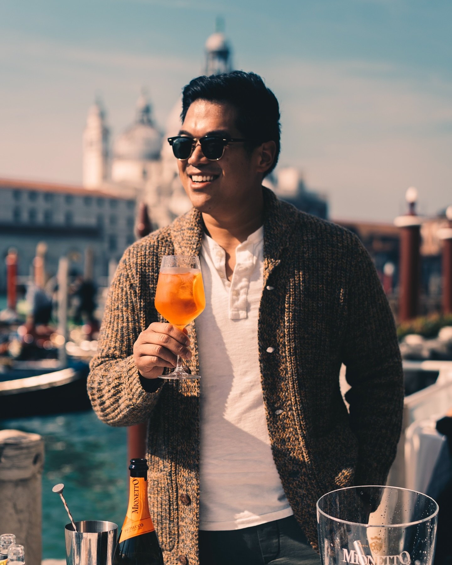 Mentally, I&rsquo;m still in Venice 😏

Full recap on this incredible trip with the @mionettoproseccousa team coming soon. Can&rsquo;t wait to show you everything we did in those four days in Italy 🍾 stay tuned. 

📸: @fabriziomacali 🙌🏾
&mdash;
#h