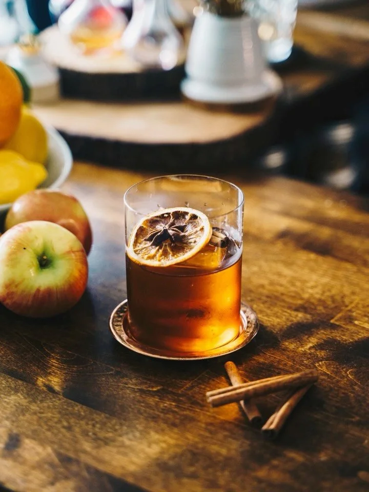 It&rsquo;s fall y&rsquo;all&hellip;

Warm, spiced, and spirit-forward &mdash; the Mulled Cider Rum Fashioned brings cozy holiday vibes to a timeless classic. Aged rum and pimento dram provide depth and warmth, while the spiced cider syrup and orange 