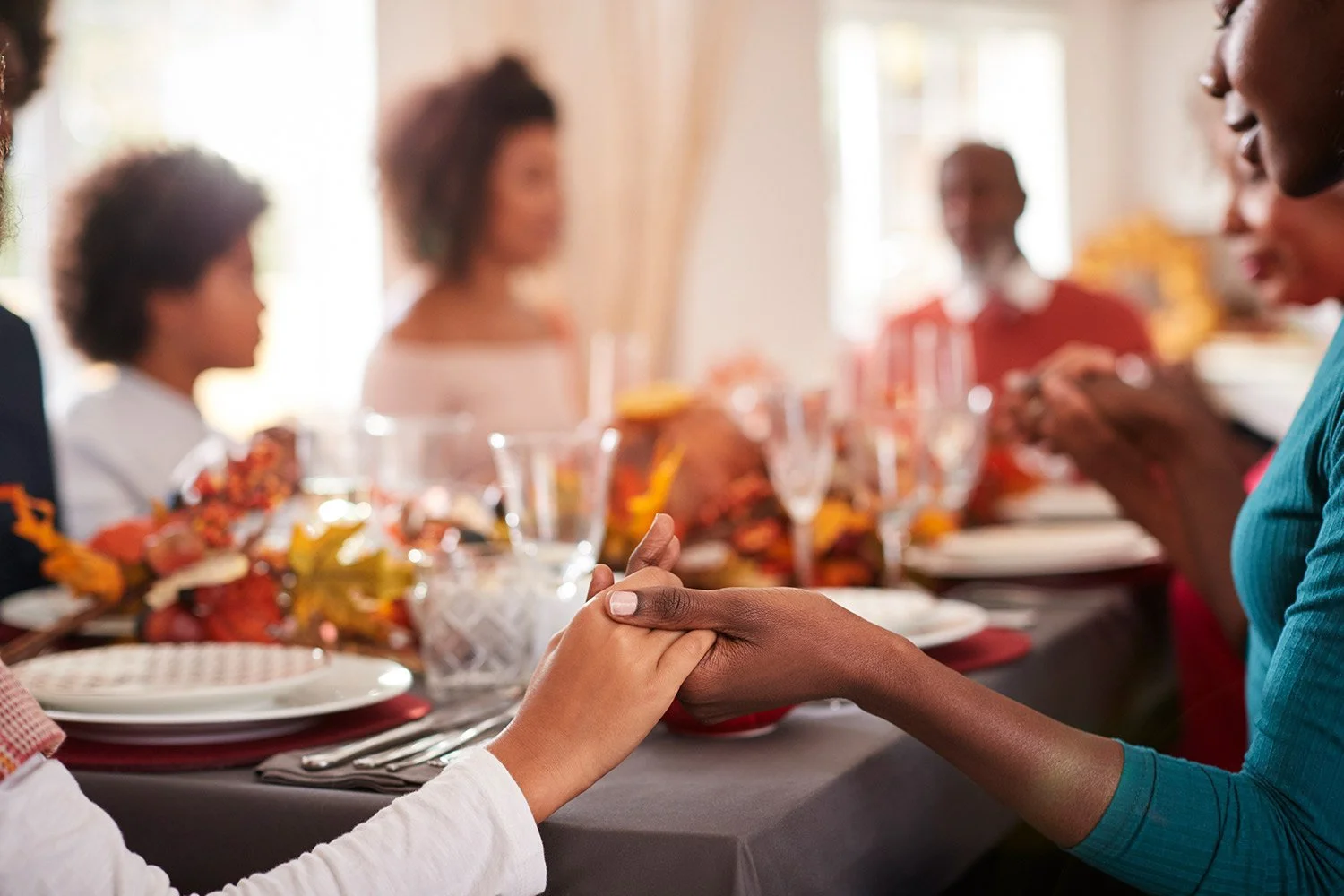 18 Blogs on Representing Jesus This Thanksgiving