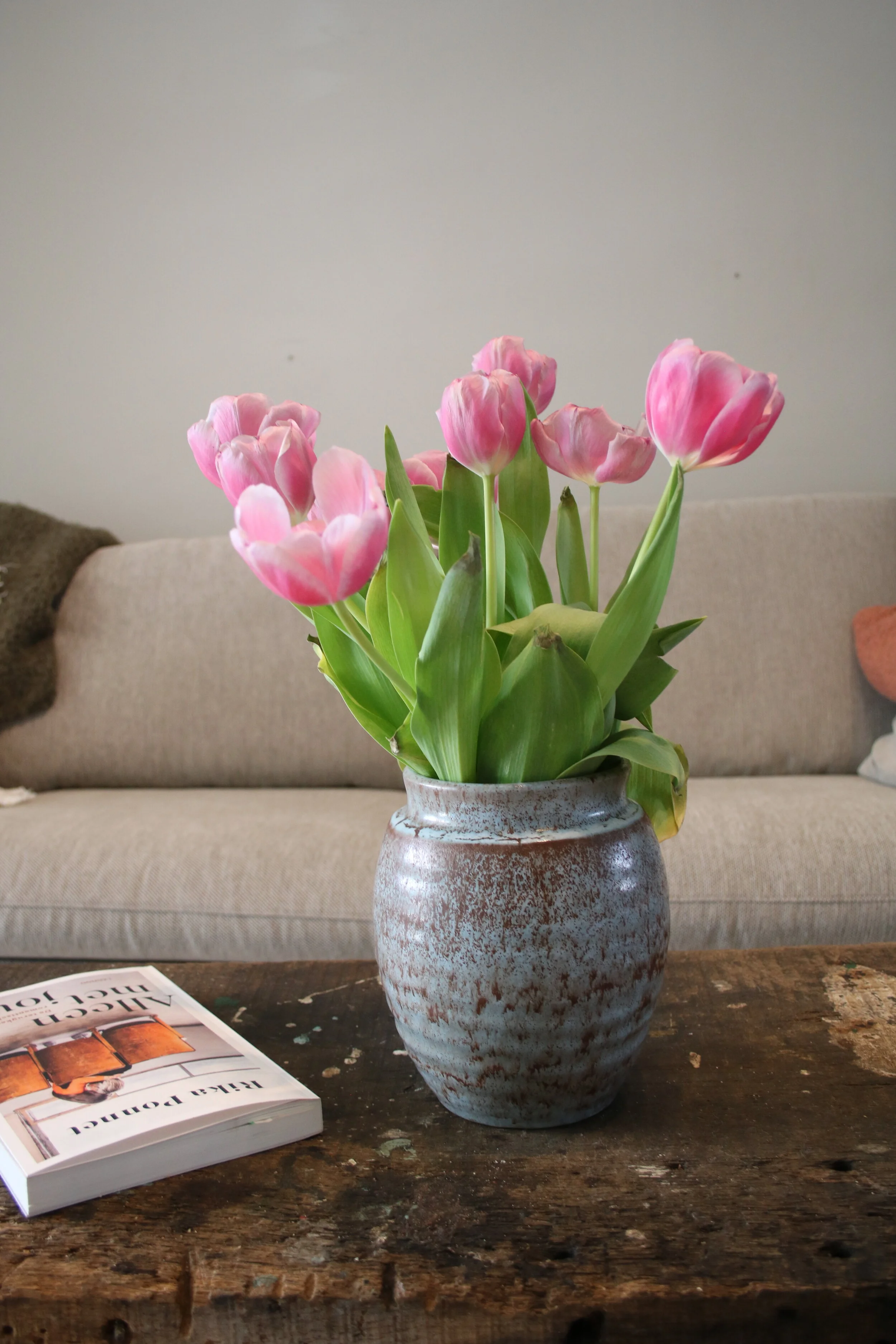 Midcentury Mobach Vase H19